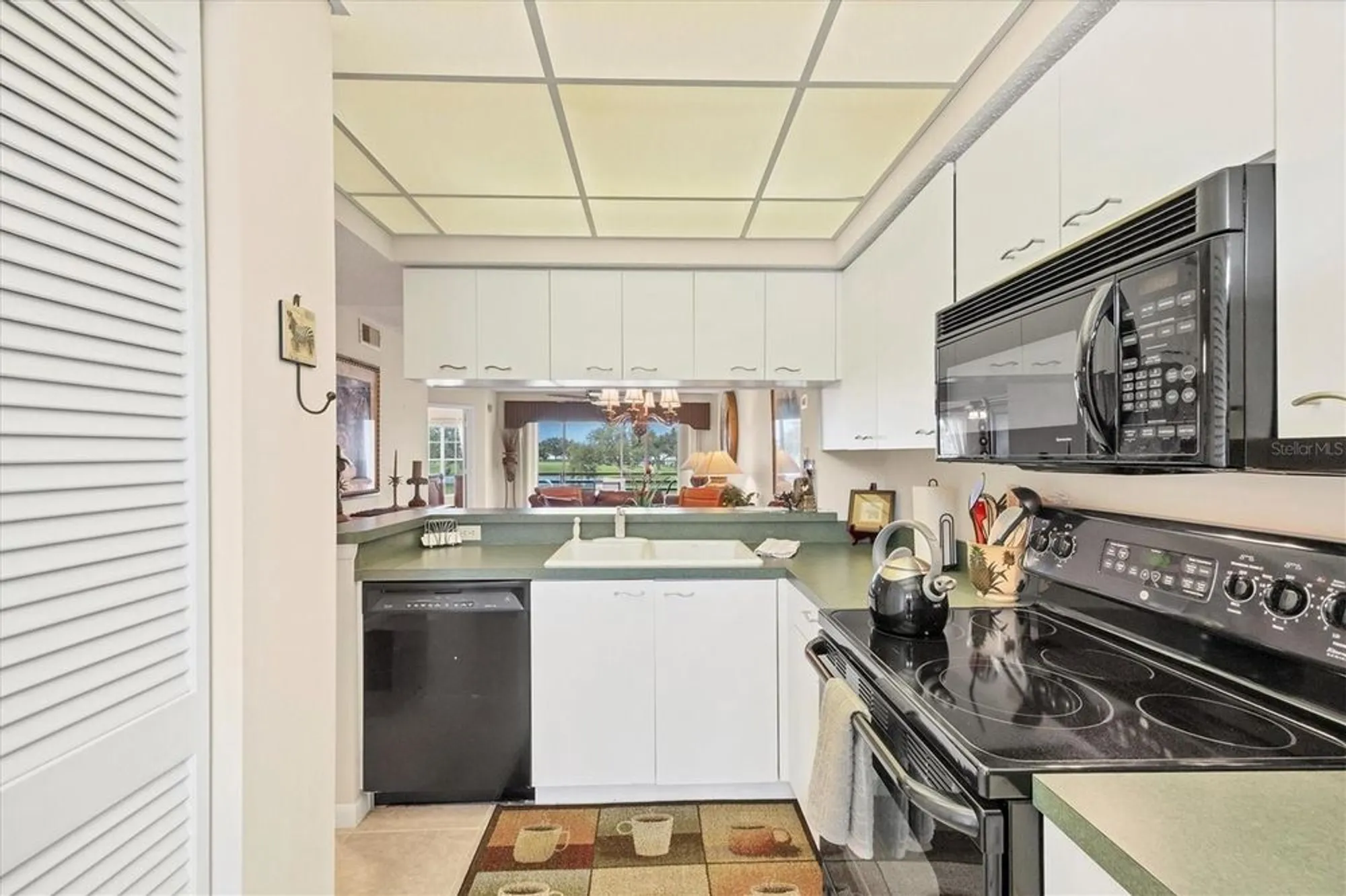 Property Slideshow image 18 of 56 | 823 wexford blvd # 823, Venice, FL, 34293