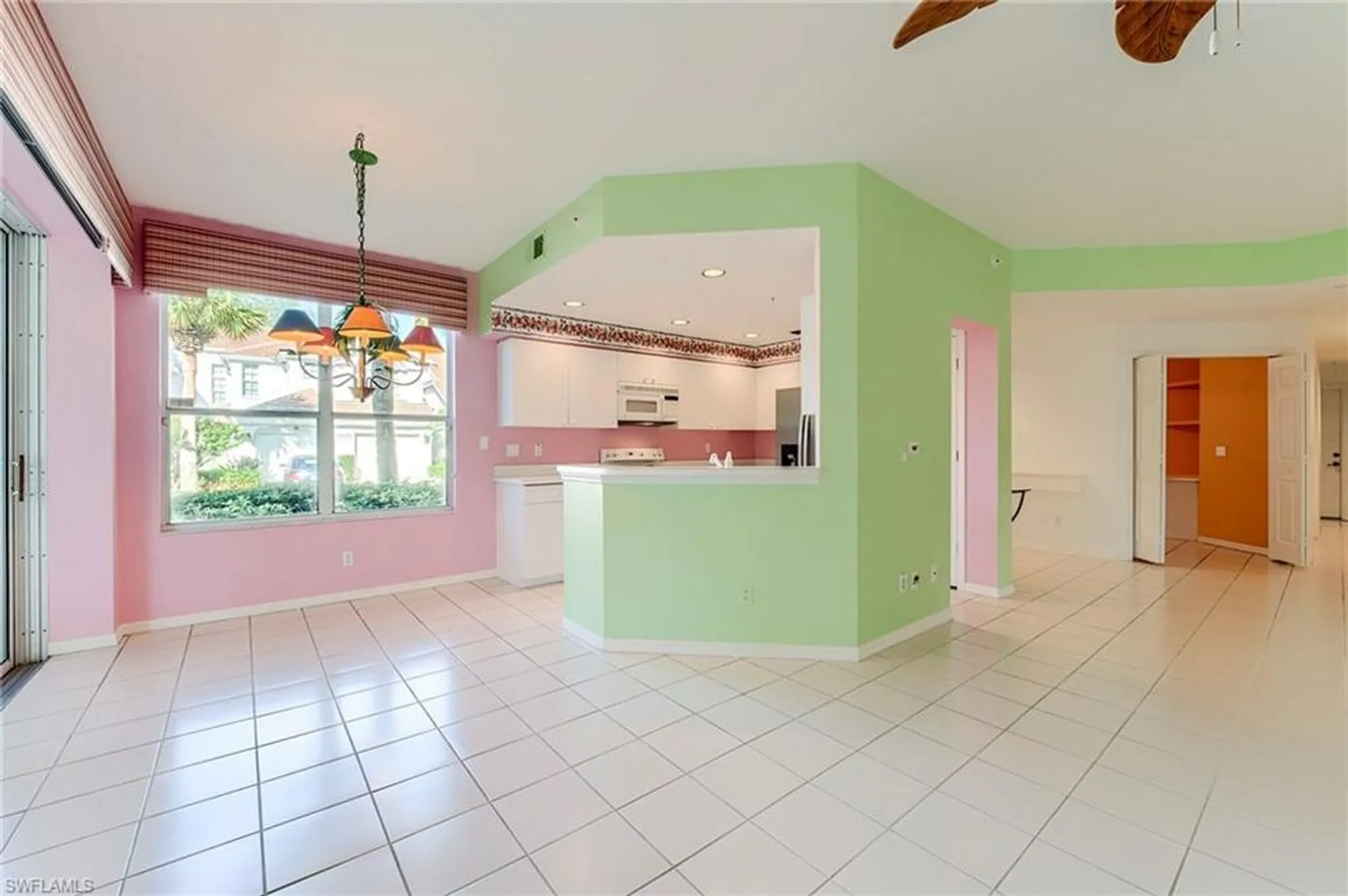 Property Slideshow image 10 of 35 | 25203 pelican creek cir 102, Bonita Springs, FL, 34134