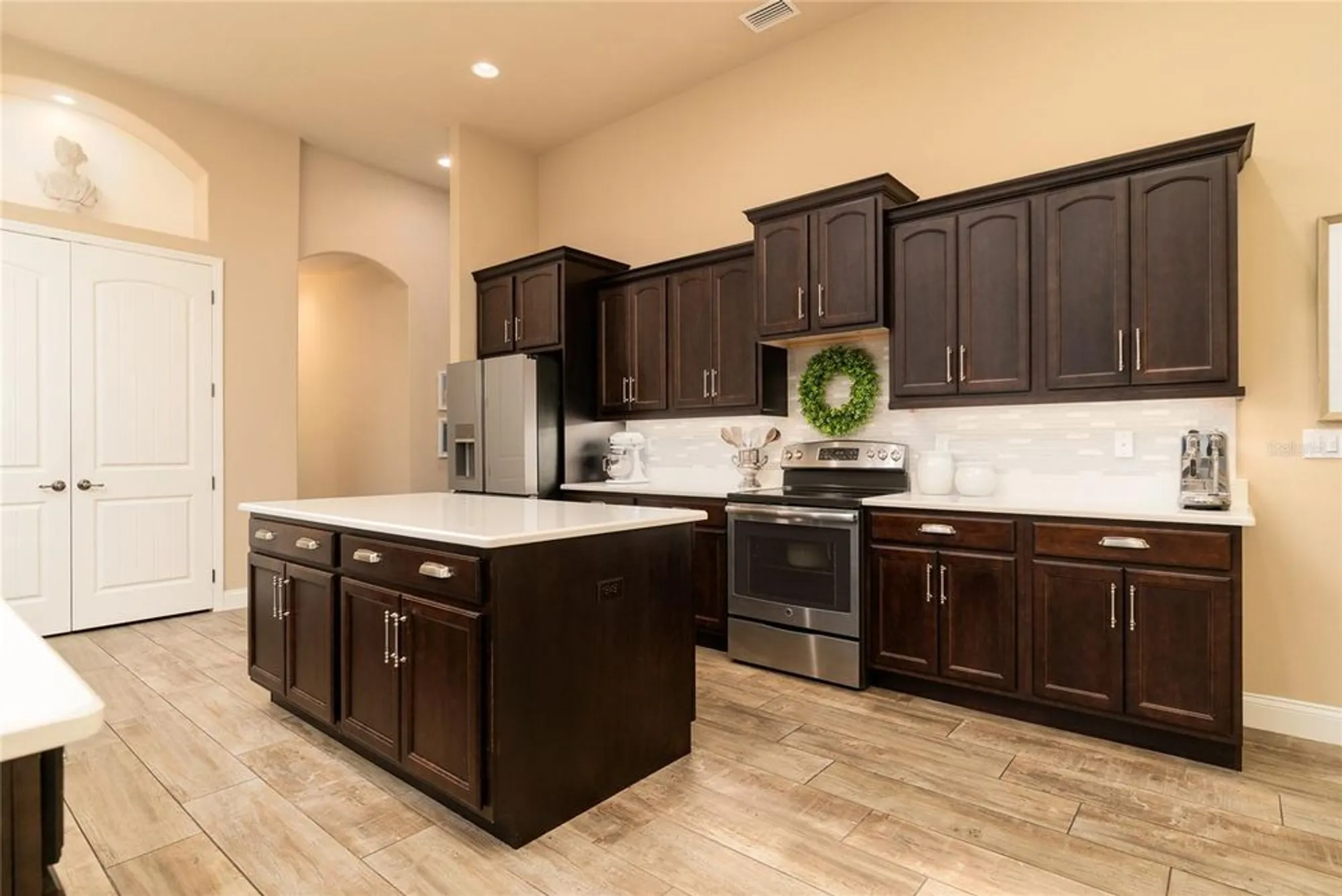 Property Slideshow image 11 of 41 | 513 luna bella ln, New Smyrna Beach, FL, 32168