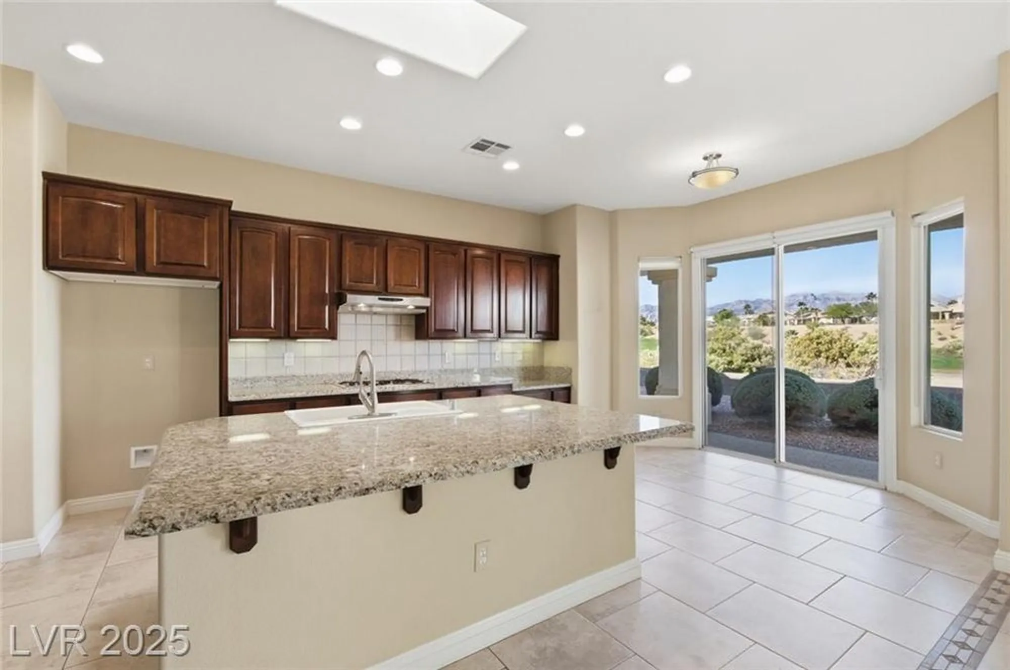 Property Slideshow image 22 of 84 | 10286 rio de thule ln, Las Vegas, NV, 89135