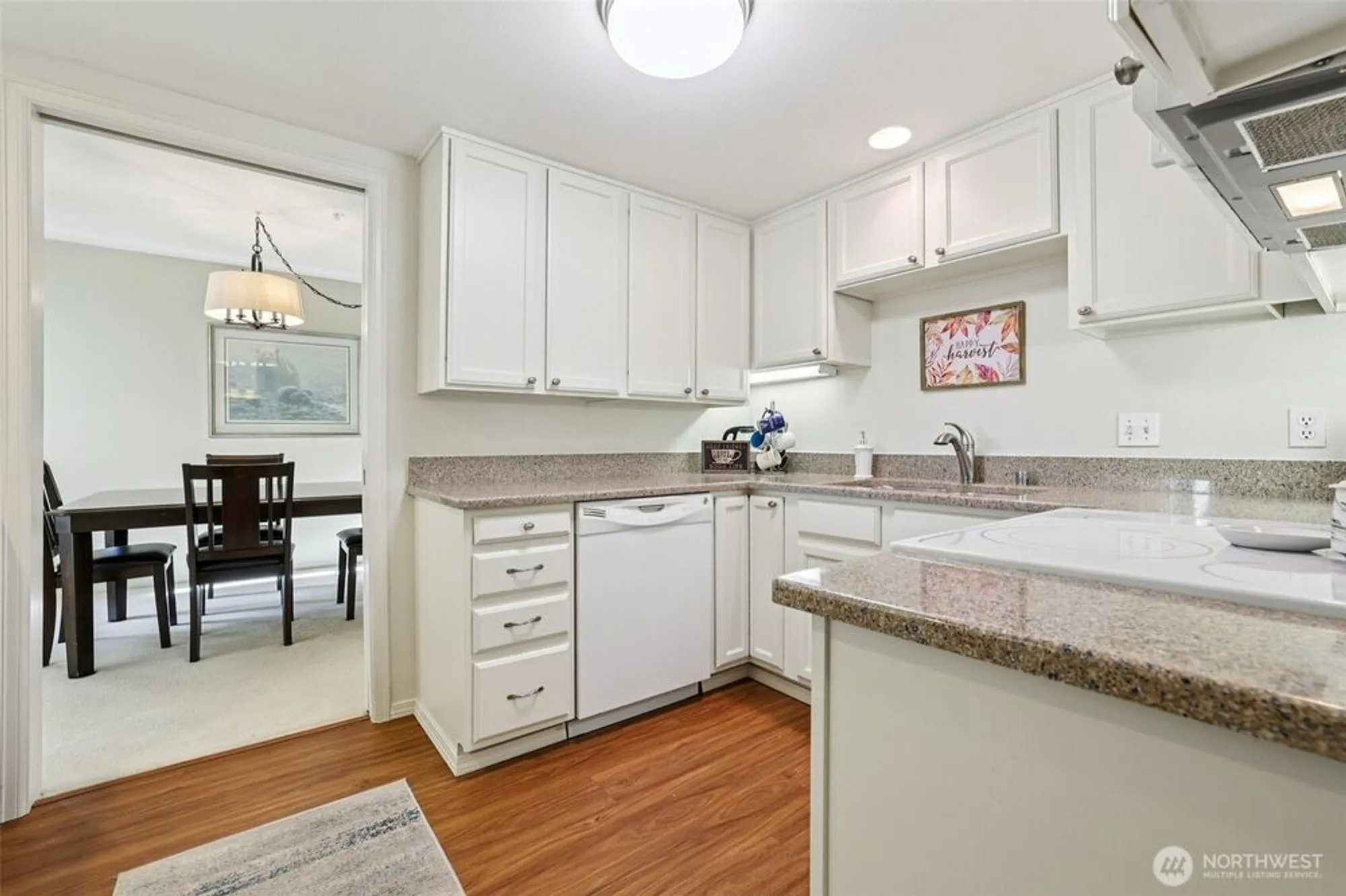 Property Slideshow image 10 of 32 | 4109 224th ln 207, Issaquah, WA, 98029