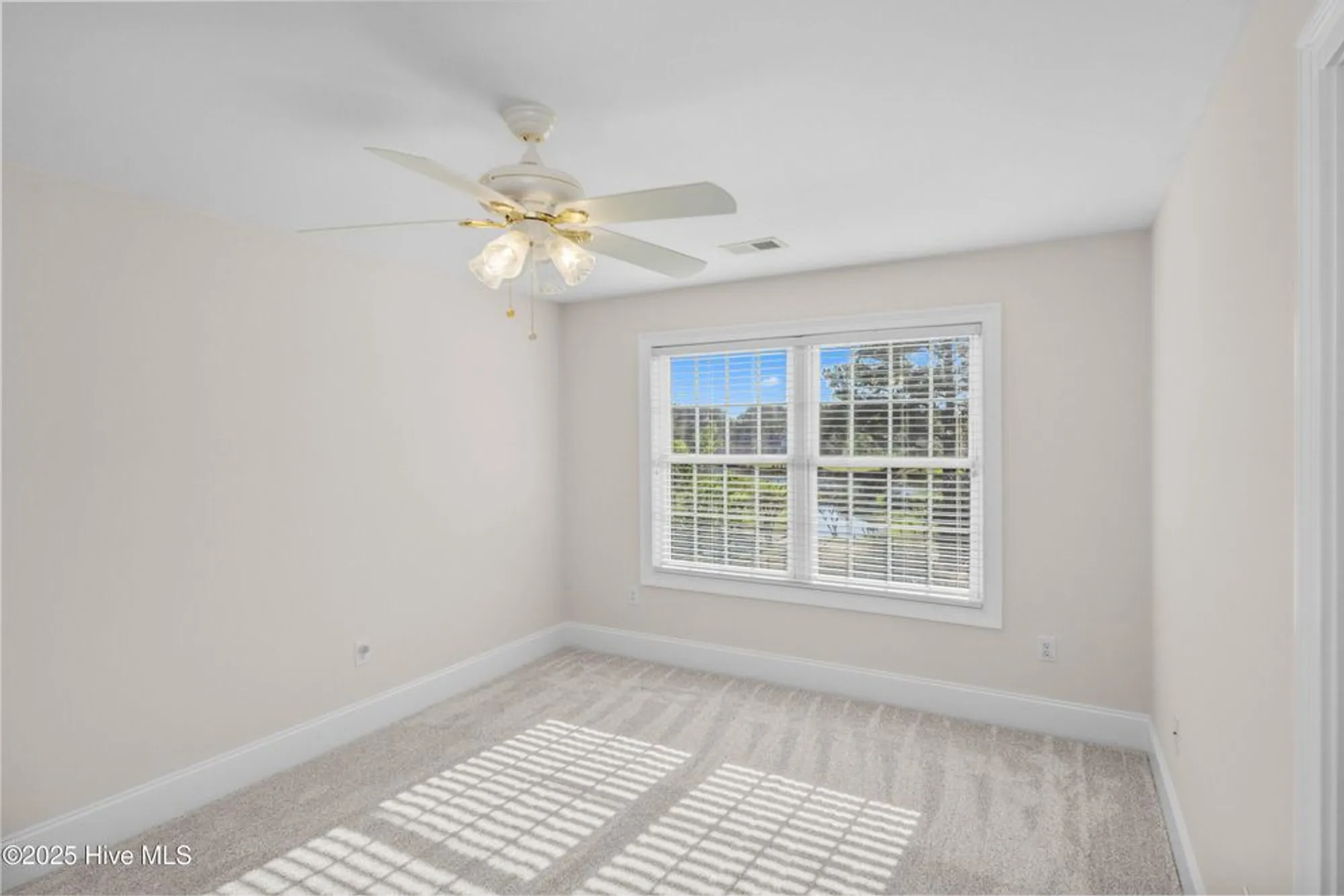 Property Slideshow image 46 of 71 | 433 crow creek dr, Calabash, NC, 28467