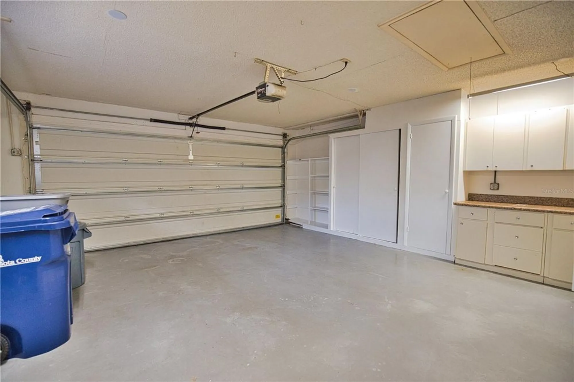 Property Slideshow image 35 of 45 | 7171 wood creek dr 5, Sarasota, FL, 34231