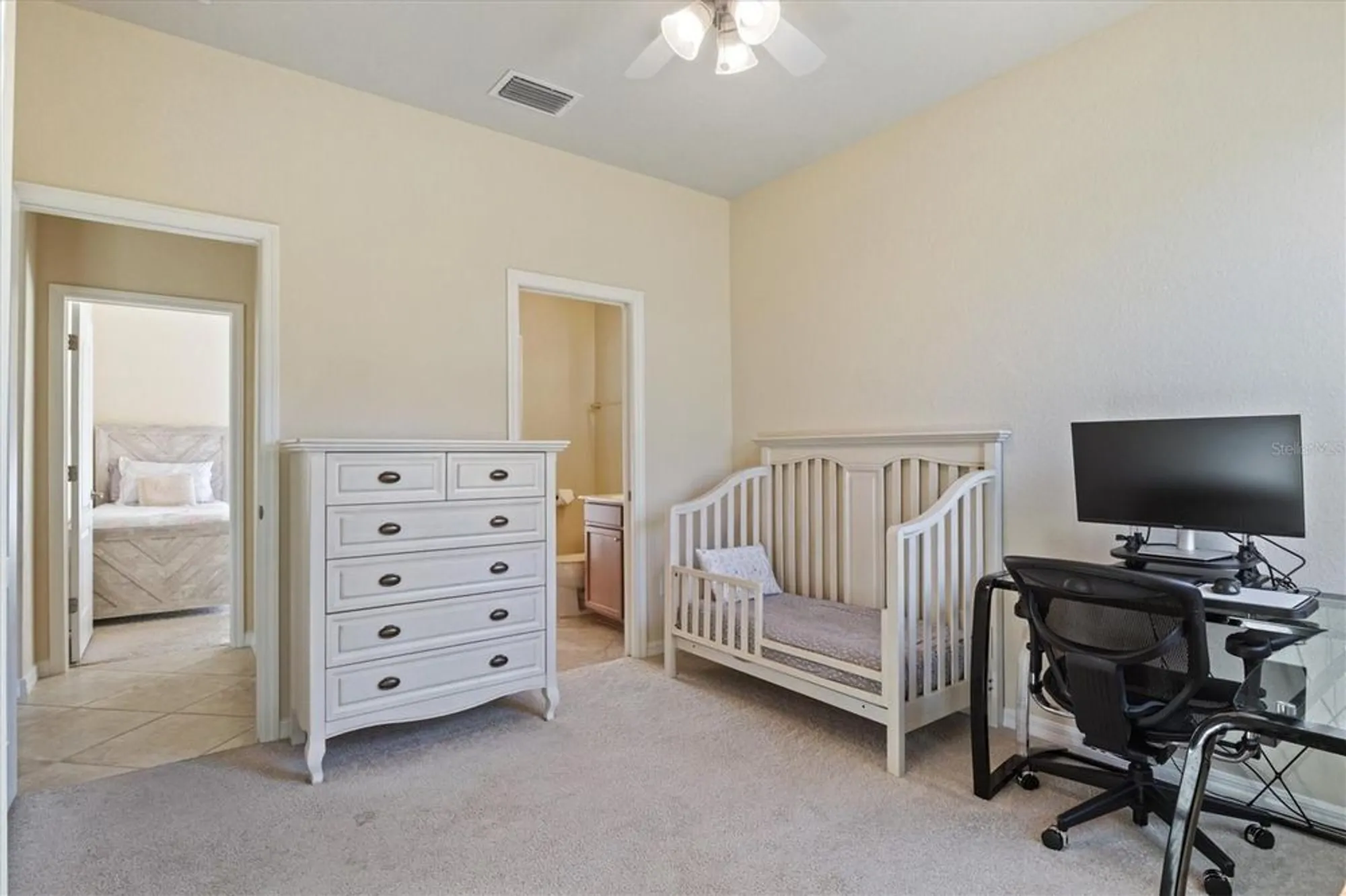 Property Slideshow image 17 of 92 | 6870 willowshire way, Bradenton, FL, 34212