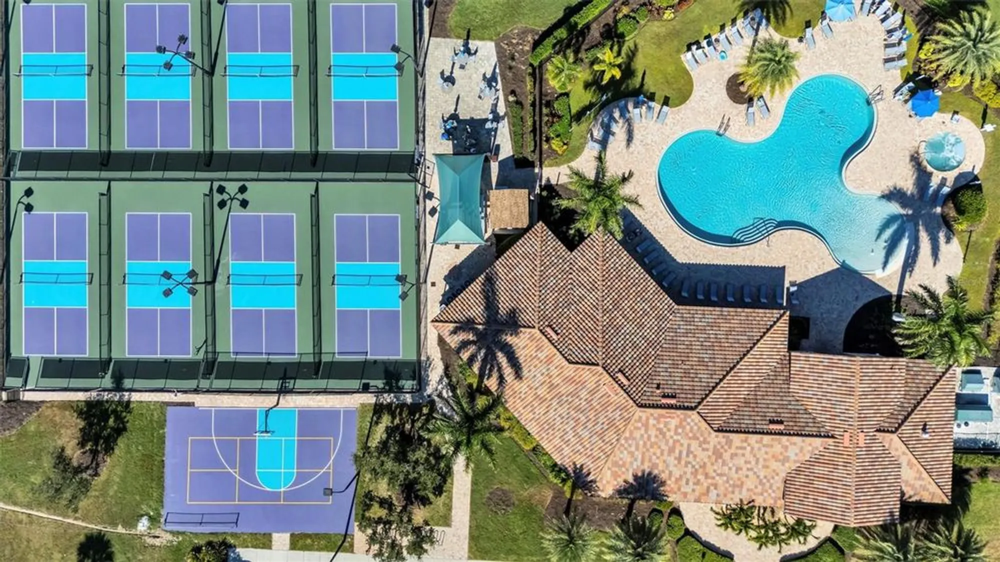 Property Slideshow image 36 of 54 | 8007 river preserve dr, Bradenton, FL, 34212