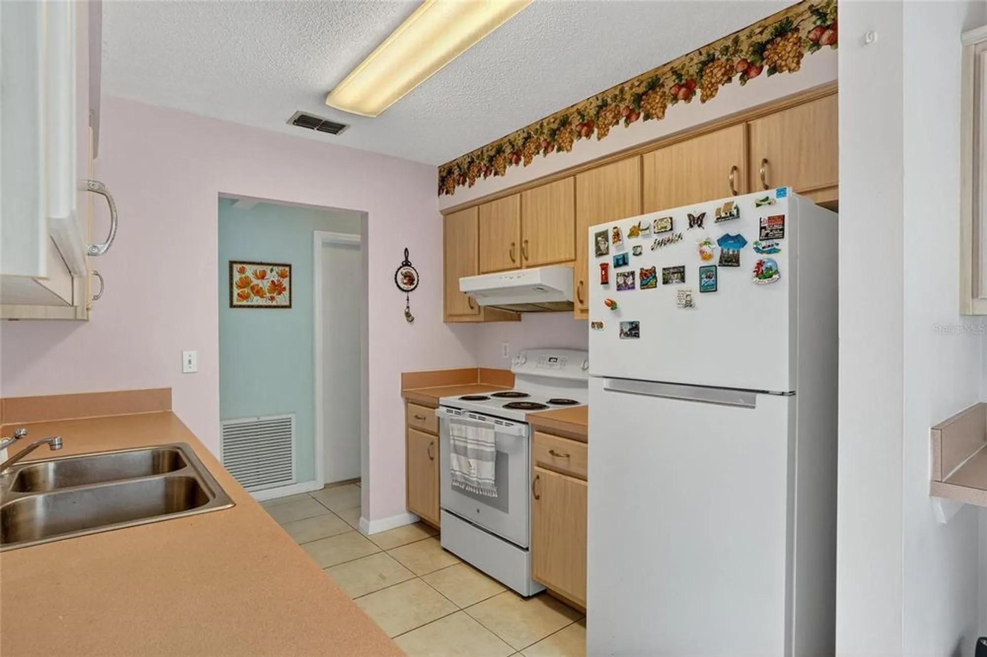 Property Slideshow image 14 of 62 | 148 bob white ct 1480, Daytona Beach, FL, 32119