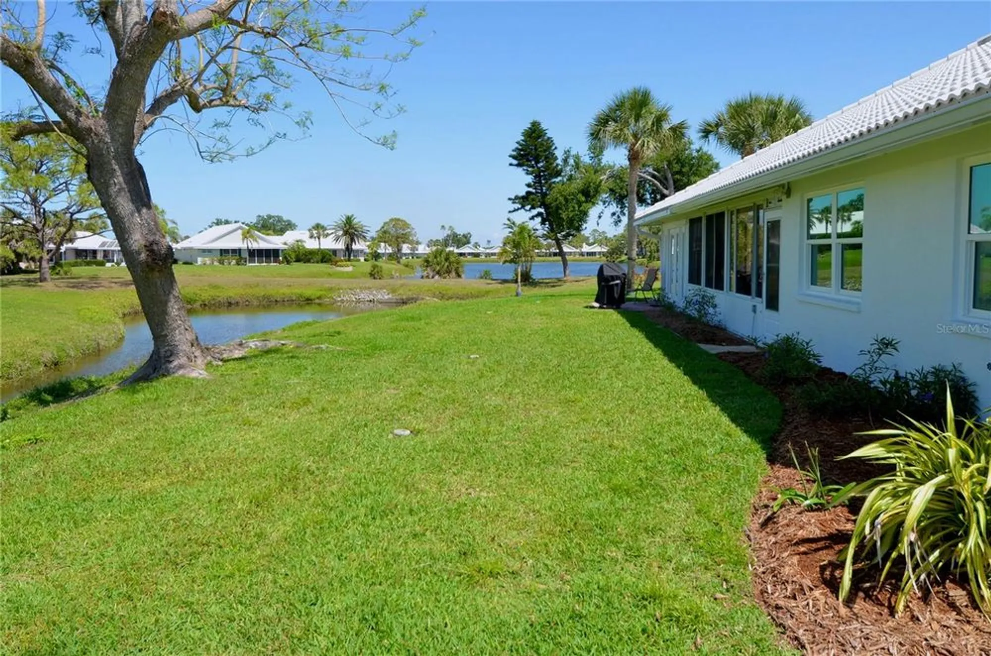 Property Slideshow image 46 of 77 | 611 paget dr, Venice, FL, 34293