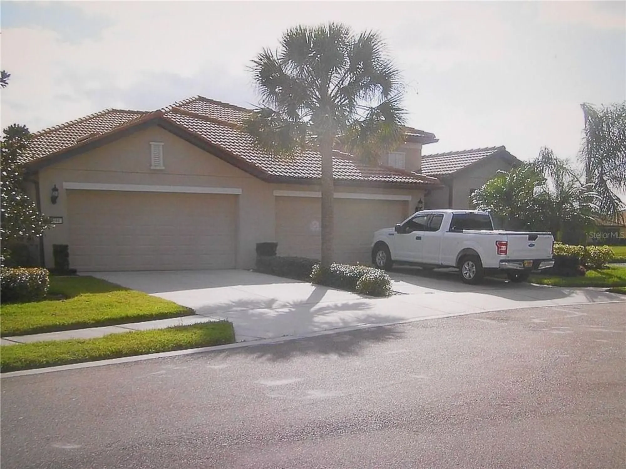 Property Slideshow image 4 of 61 | 344 mystic falls dr, Apollo Beach, FL, 33572