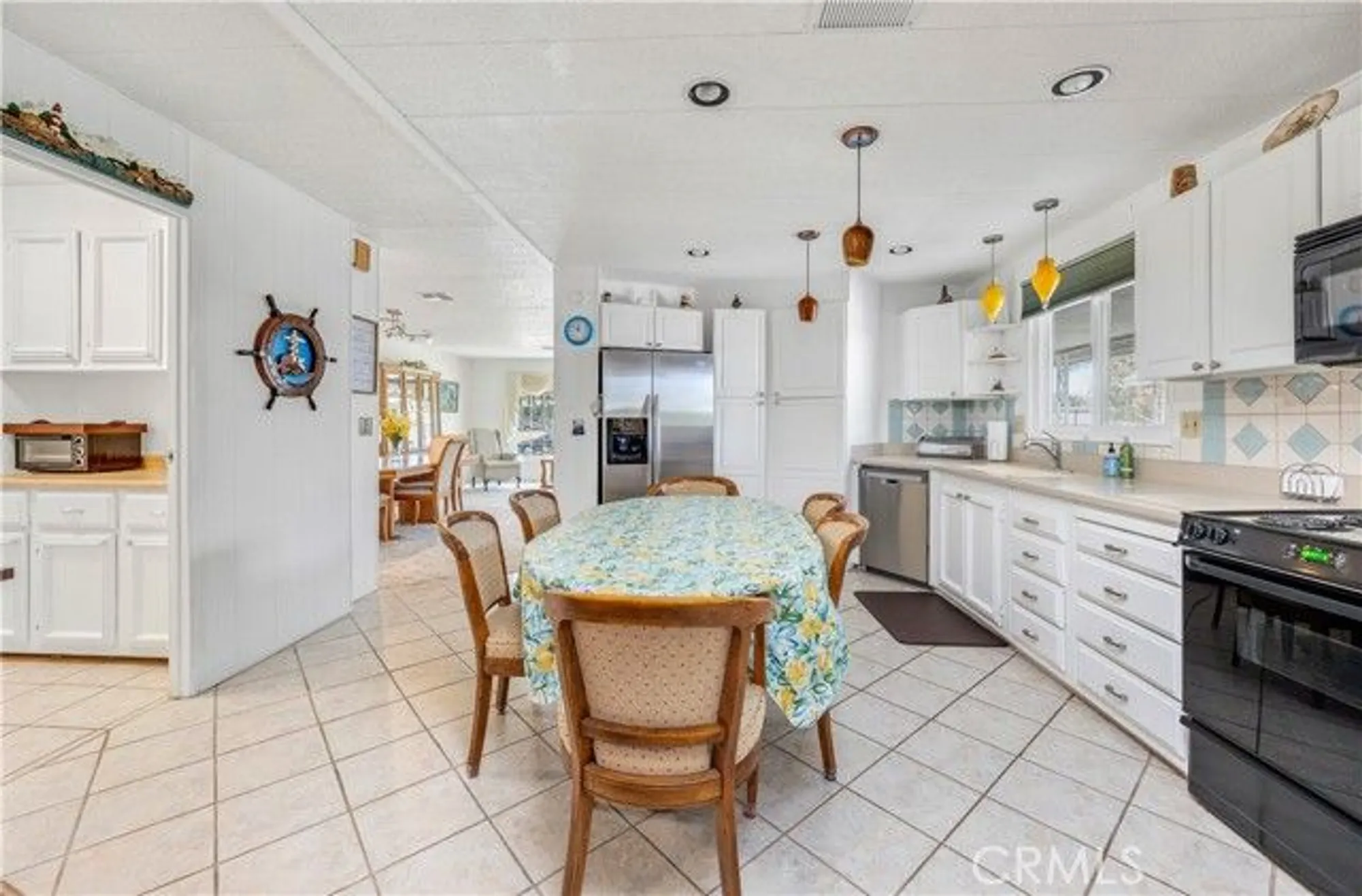 Property Slideshow image 17 of 45 | 2908 jacaranda way, Hemet, CA, 92545
