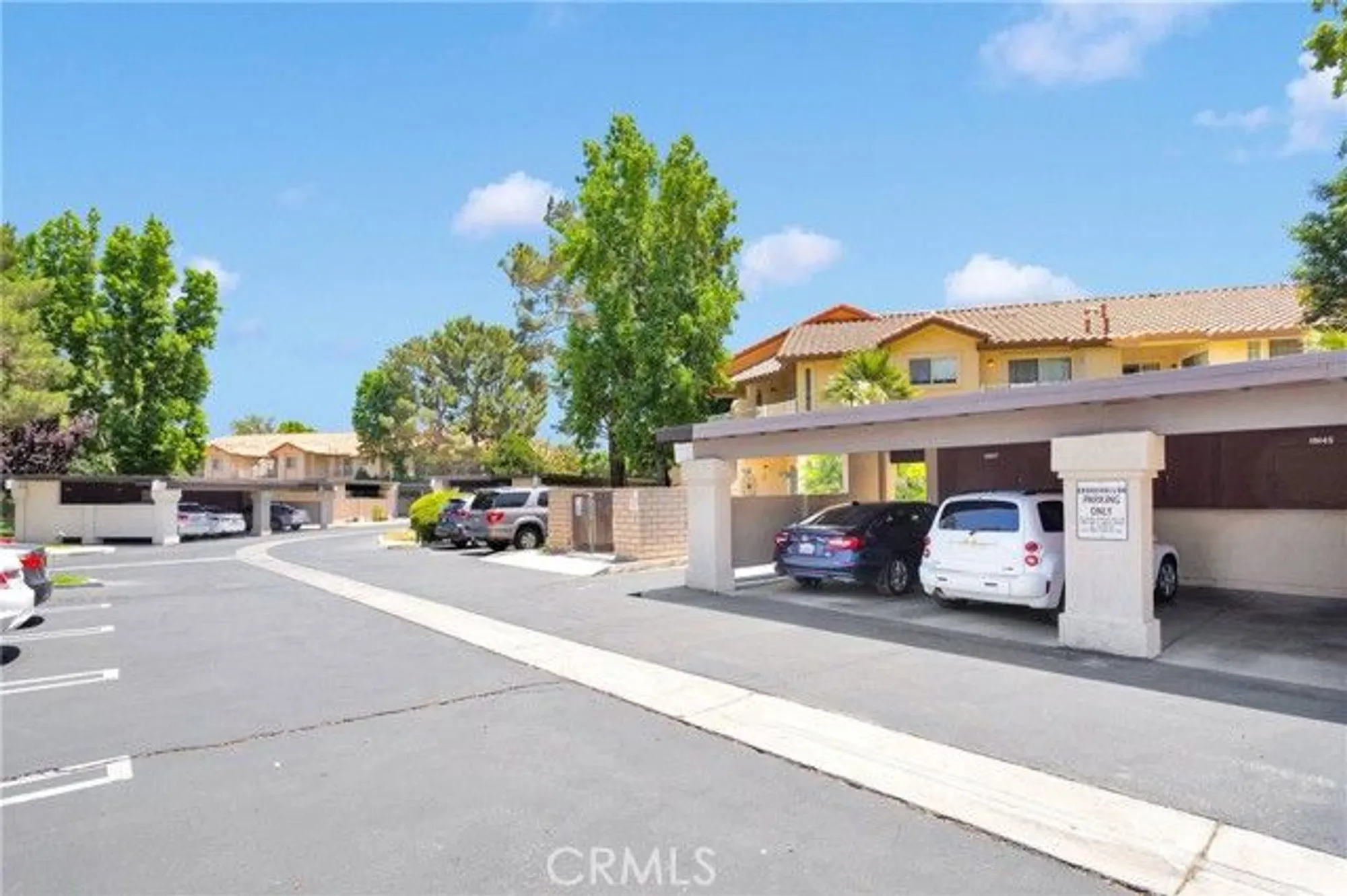 Property Slideshow image 30 of 39 | 19121 palo verde dr, Apple Valley, CA, 92308