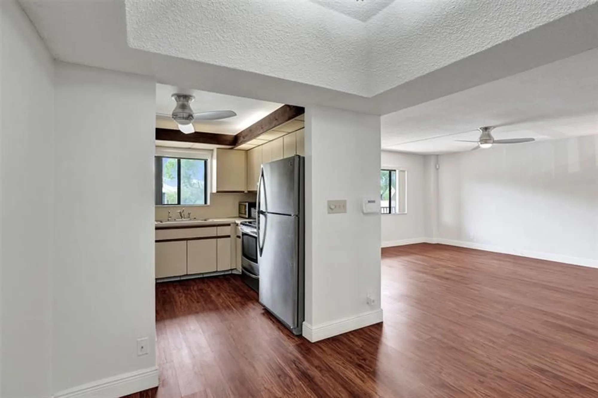 Property Slideshow image 14 of 66 | 7432 ashmont cir 208, Tamarac, FL, 33321