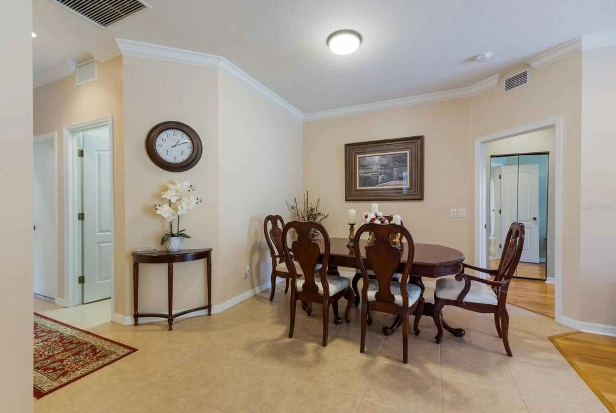 Property Slideshow image 8 of 28 | 915 barclay ct, Venice, FL, 34293