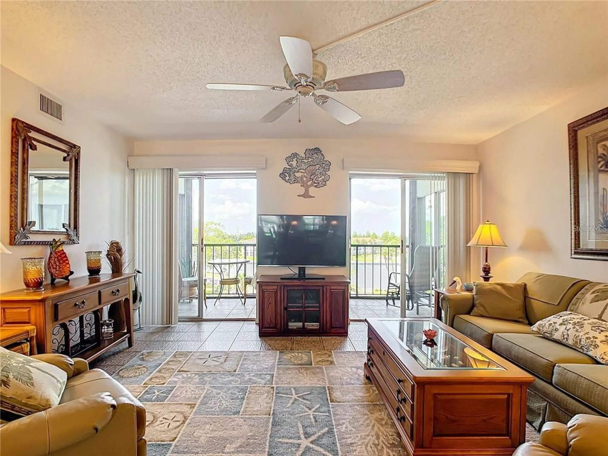 Property Slideshow image 7 of 36 | 19029 us highway 19 n apt 9-301, Clearwater, FL, 33764