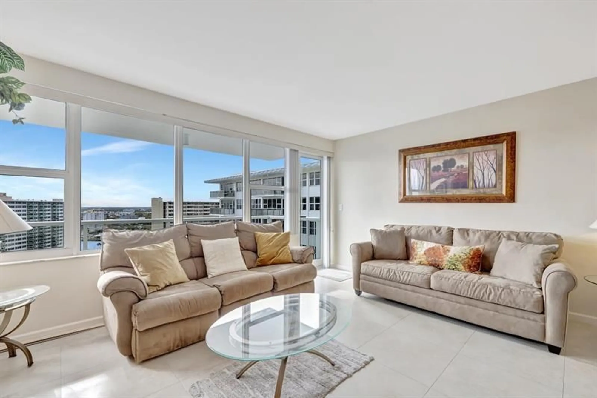 Property Slideshow image 9 of 45 | 3300 ne 36th st apt 1617, Fort Lauderdale, FL, 33308