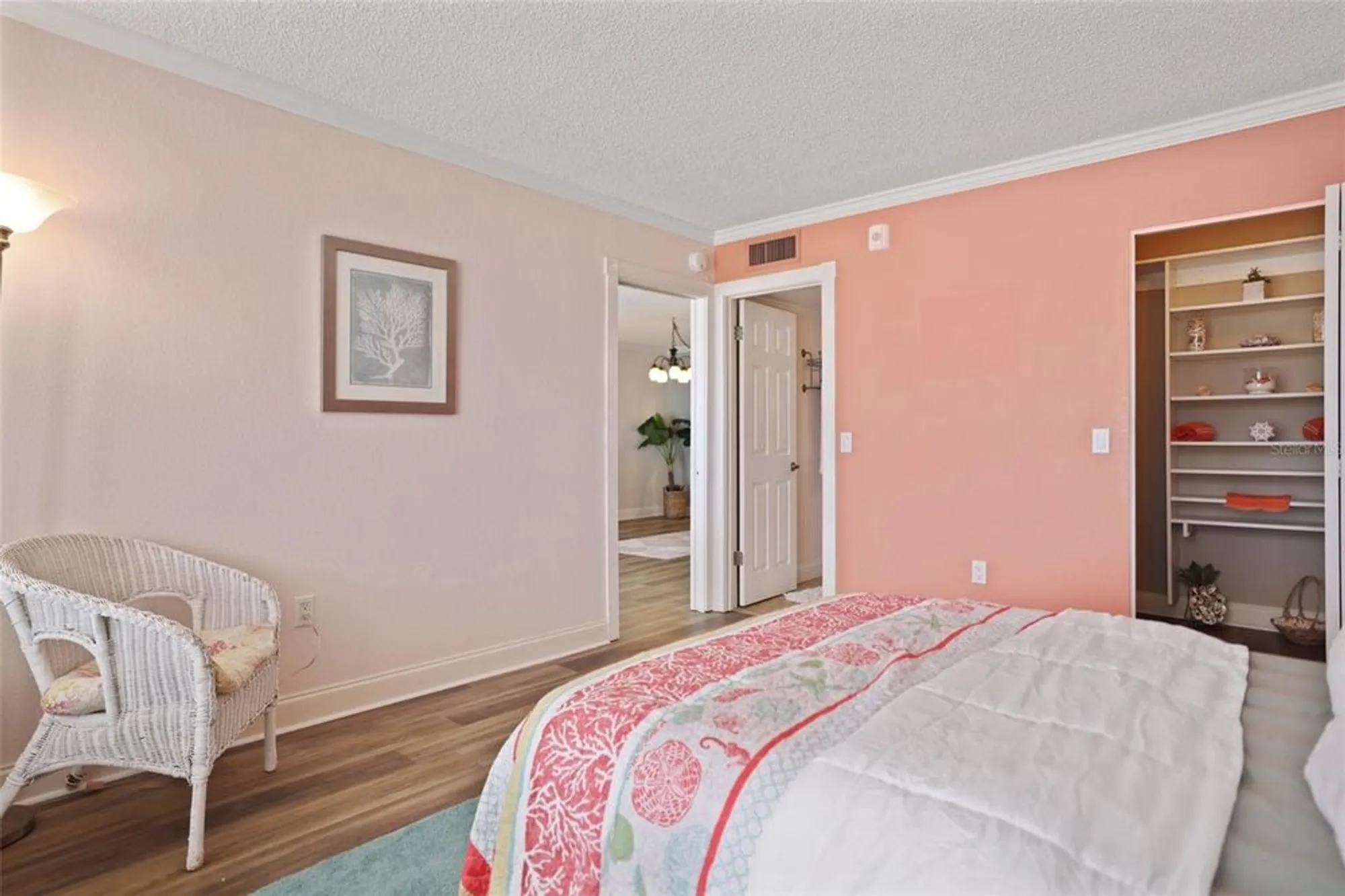 Property Slideshow image 21 of 58 | 18304 gulf blvd 217, Redington Shores, FL, 33708