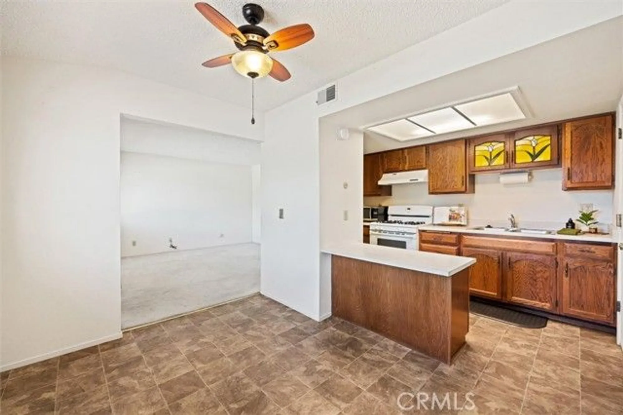 Property Slideshow image 14 of 25 | 1719 lark ellen dr, Paso Robles, CA, 93446