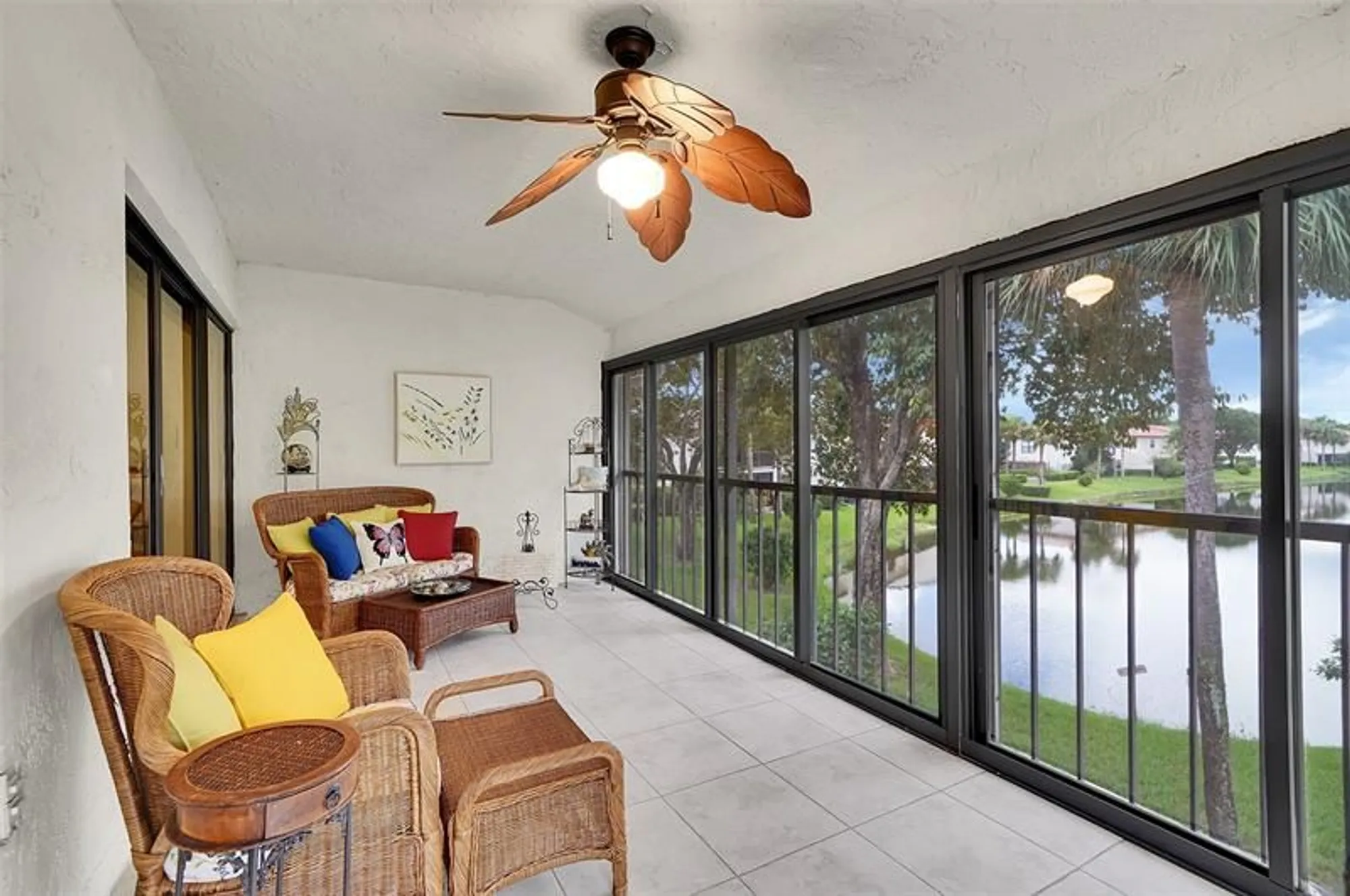 Property Slideshow image 20 of 52 | 7951 eastlake dr d, Boca Raton, FL, 33433