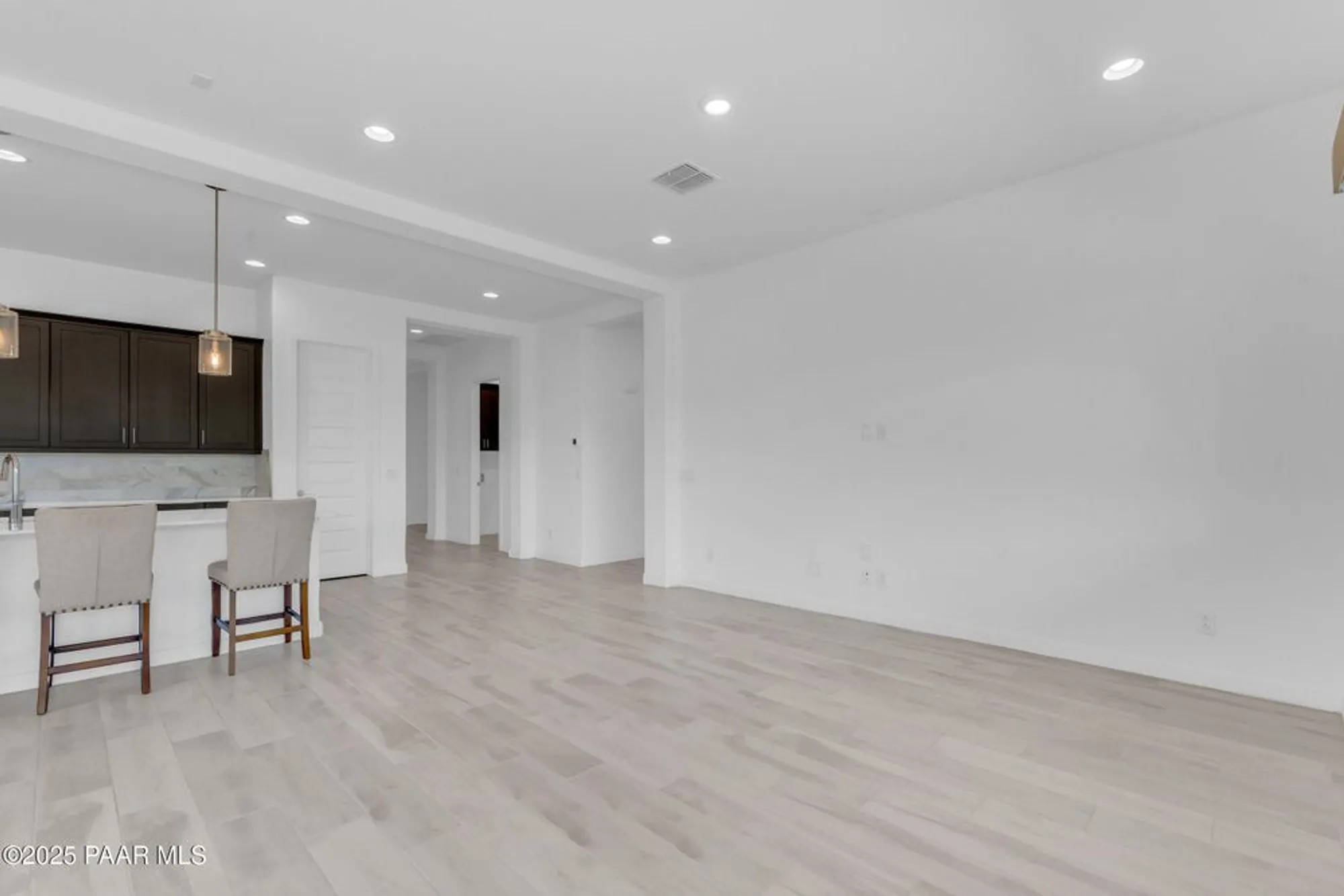 Property Slideshow image 11 of 71 | 24711 n 174th ln, Surprise, AZ, 85387