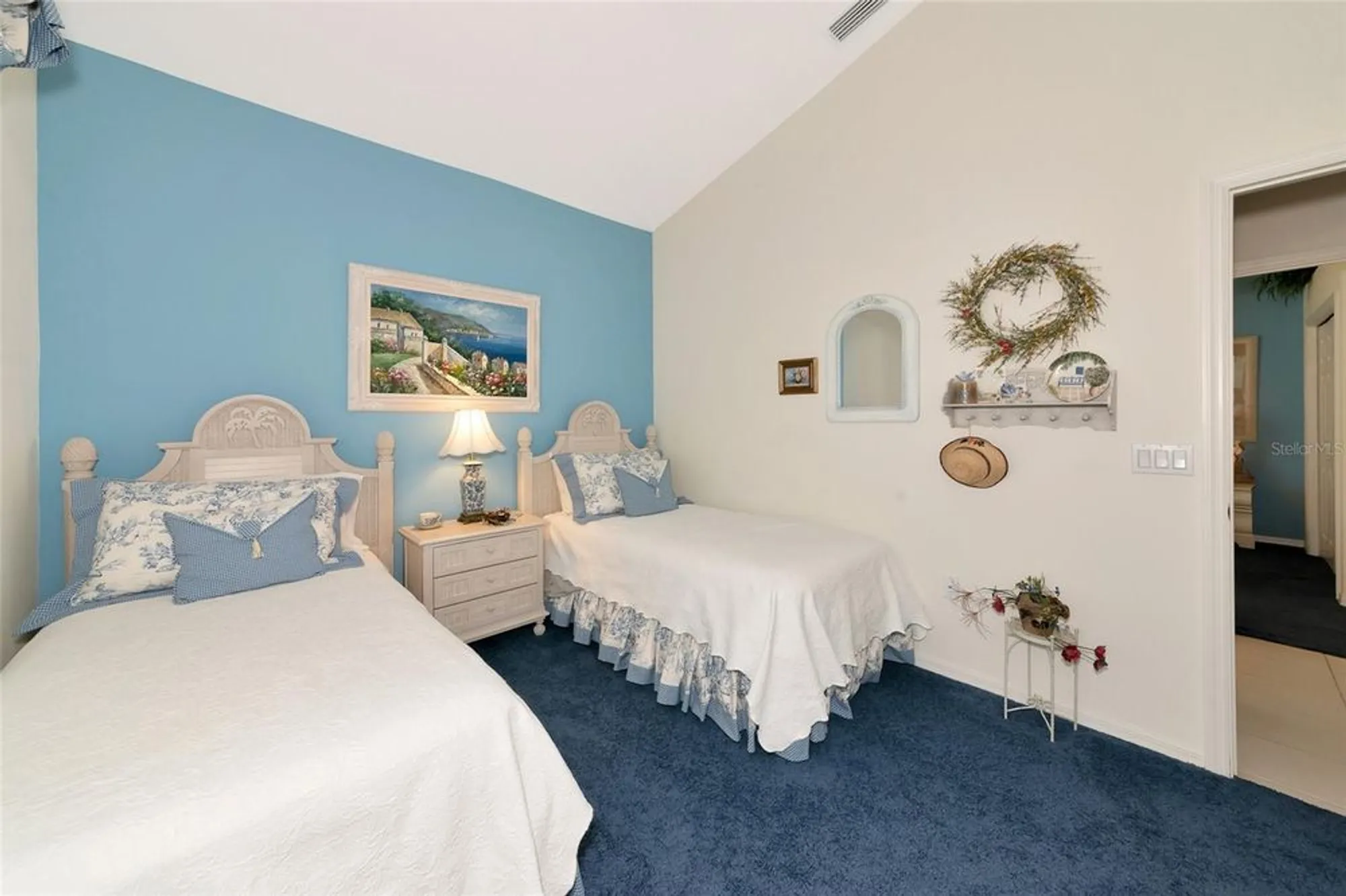 Property Slideshow image 13 of 34 | 6442 tailfeather way, Bradenton, FL, 34203