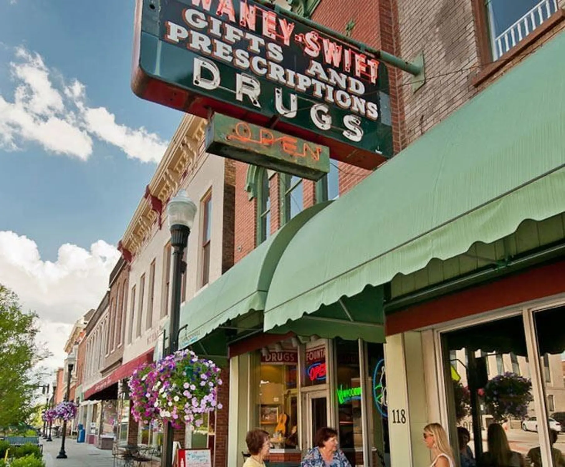 Property Slideshow image 69 of 71 | 240 glennister ct, Gallatin, TN, 37066