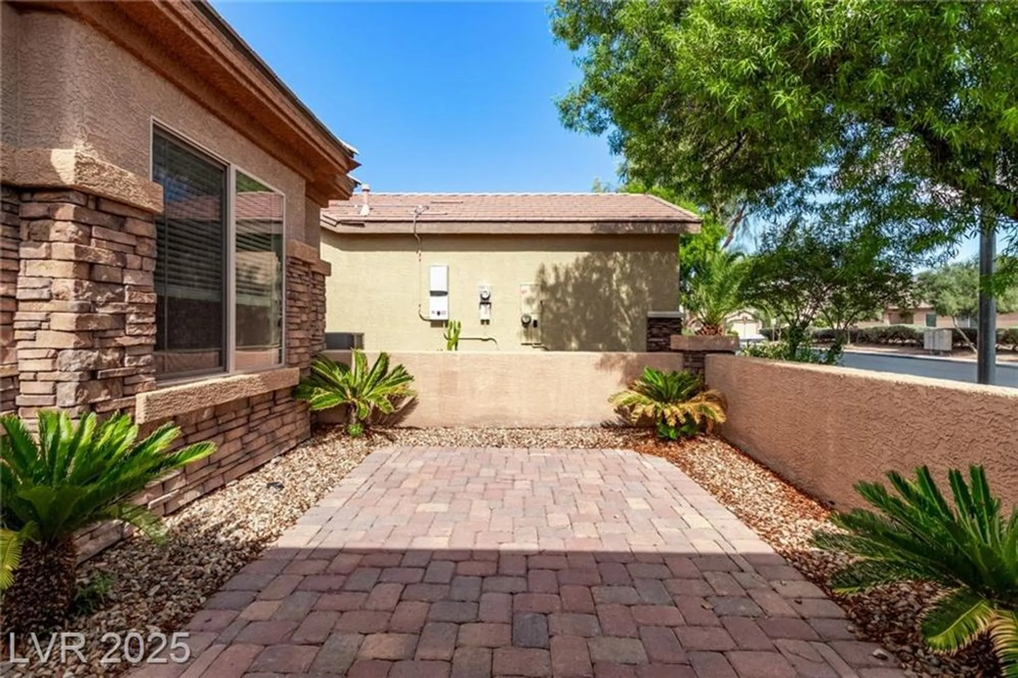 Property Slideshow image 22 of 65 | 3447 halter dr, Las Vegas, NV, 89122