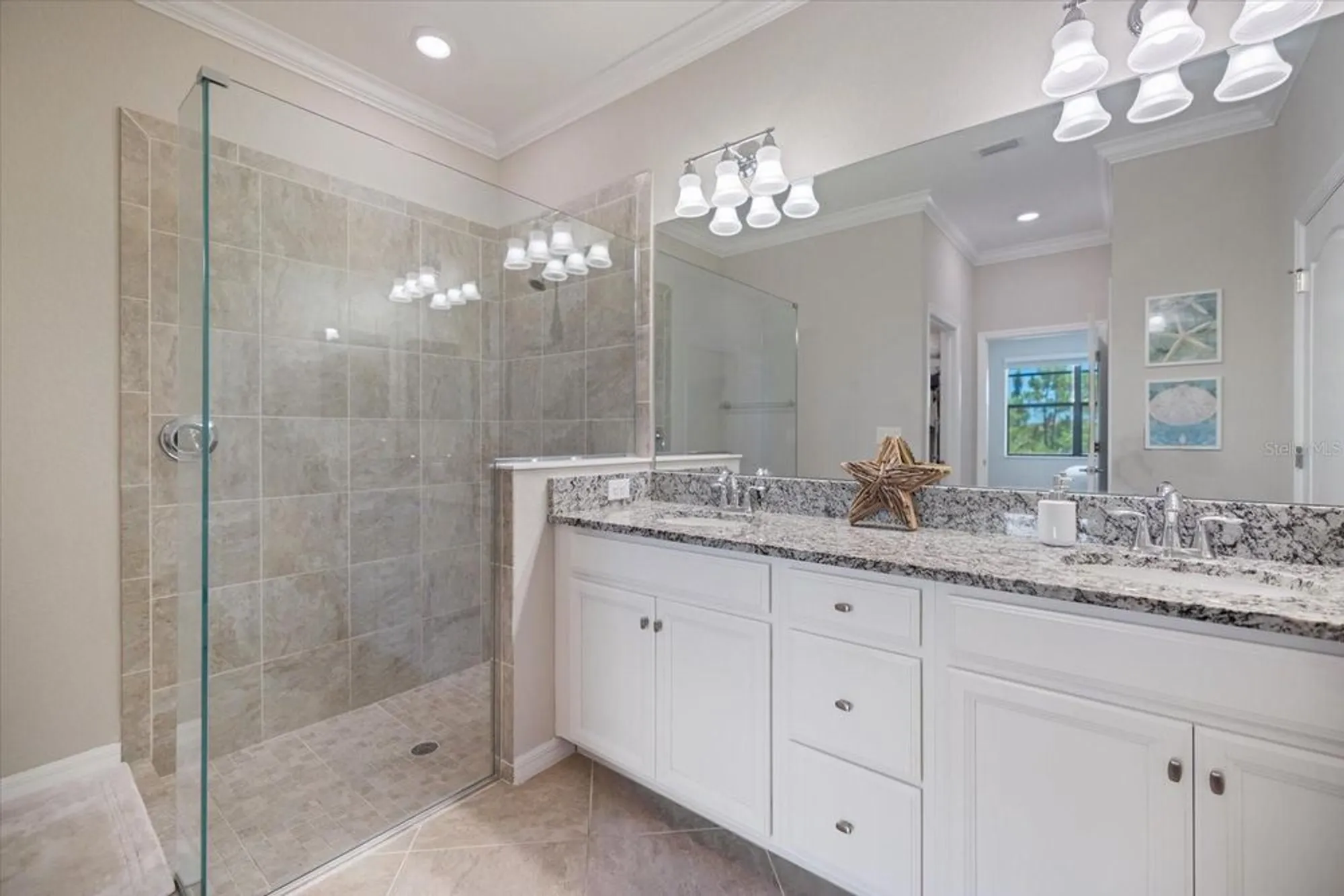 Property Slideshow image 29 of 65 | 10209 fiddlewood dr, Venice, FL, 34293