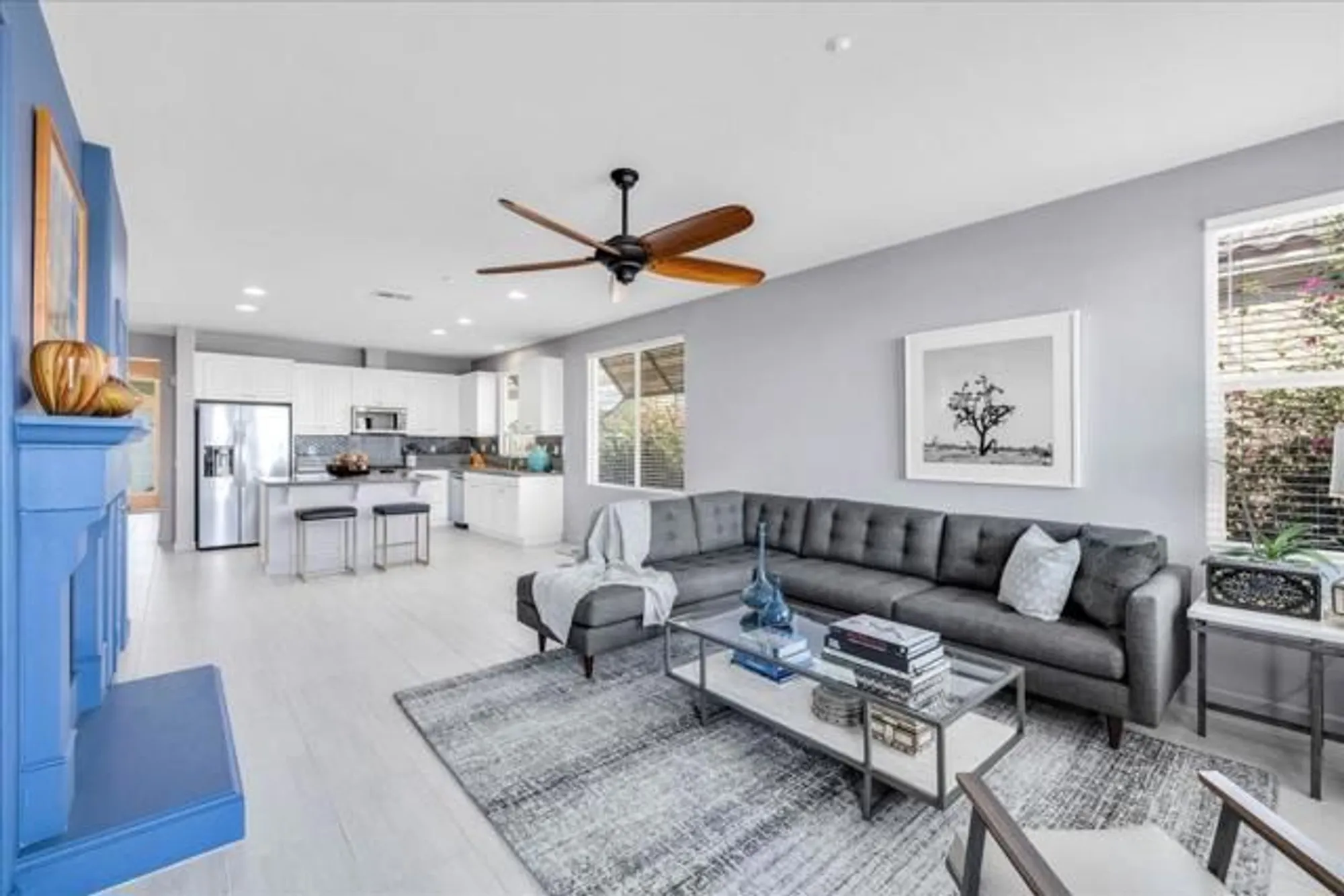 Property Slideshow image 10 of 48 | 2090 savanna way, Palm Springs, CA, 92262