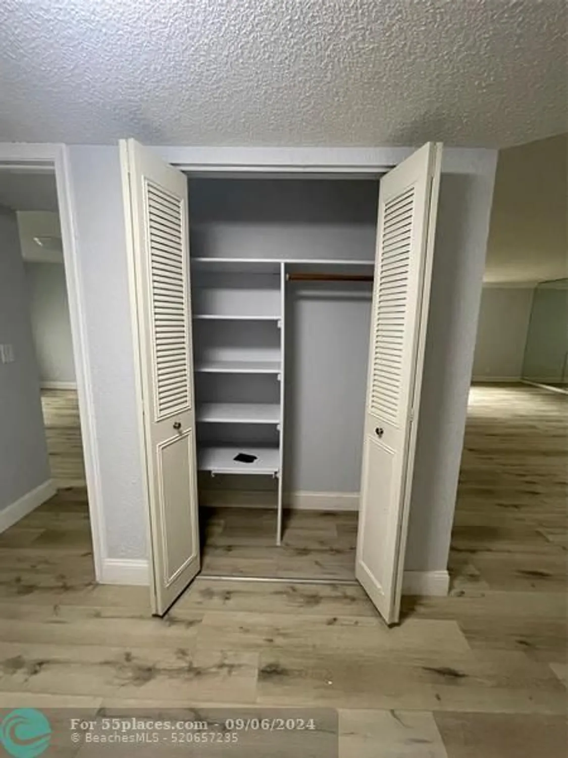 Property Slideshow image 14 of 23 | 4750 nw 22nd ct 110, Lauderhill, FL, 33313