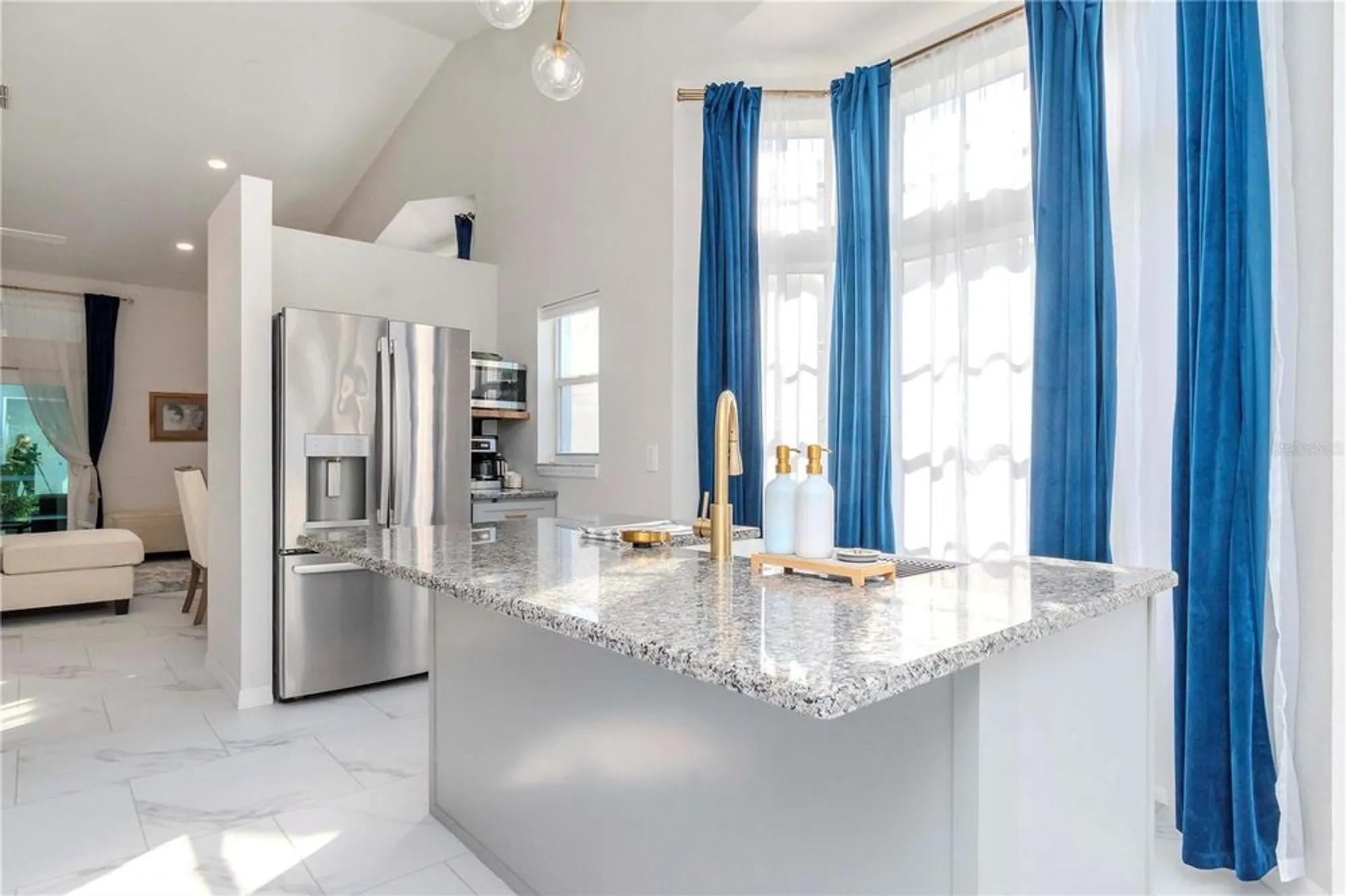 Property Slideshow image 8 of 48 | 9376 french quarters cir, Weeki Wachee, FL, 34613