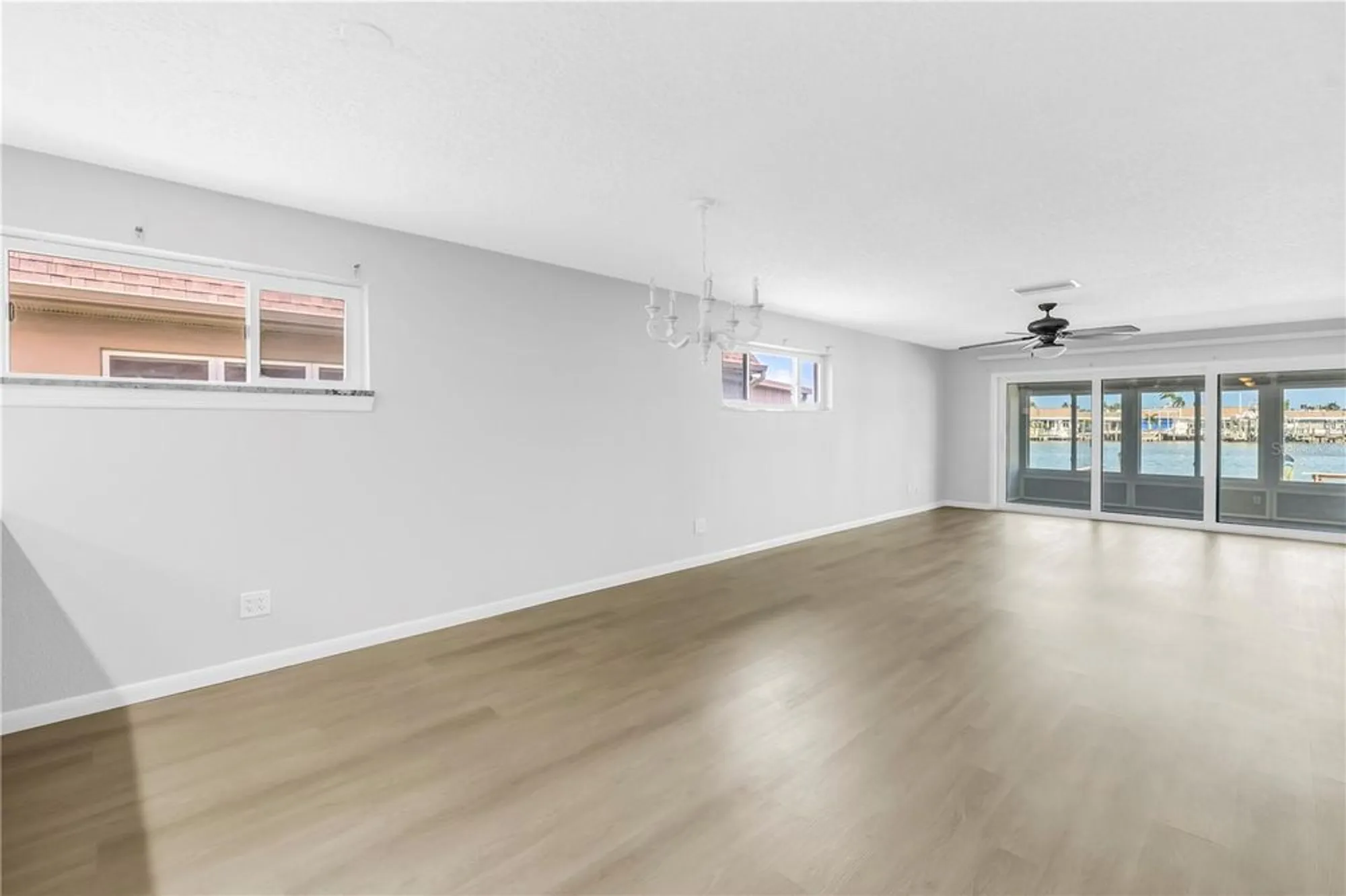 Property Slideshow image 19 of 97 | 433 boca ciega point blvd s # 1012, St Petersburg, FL, 33708