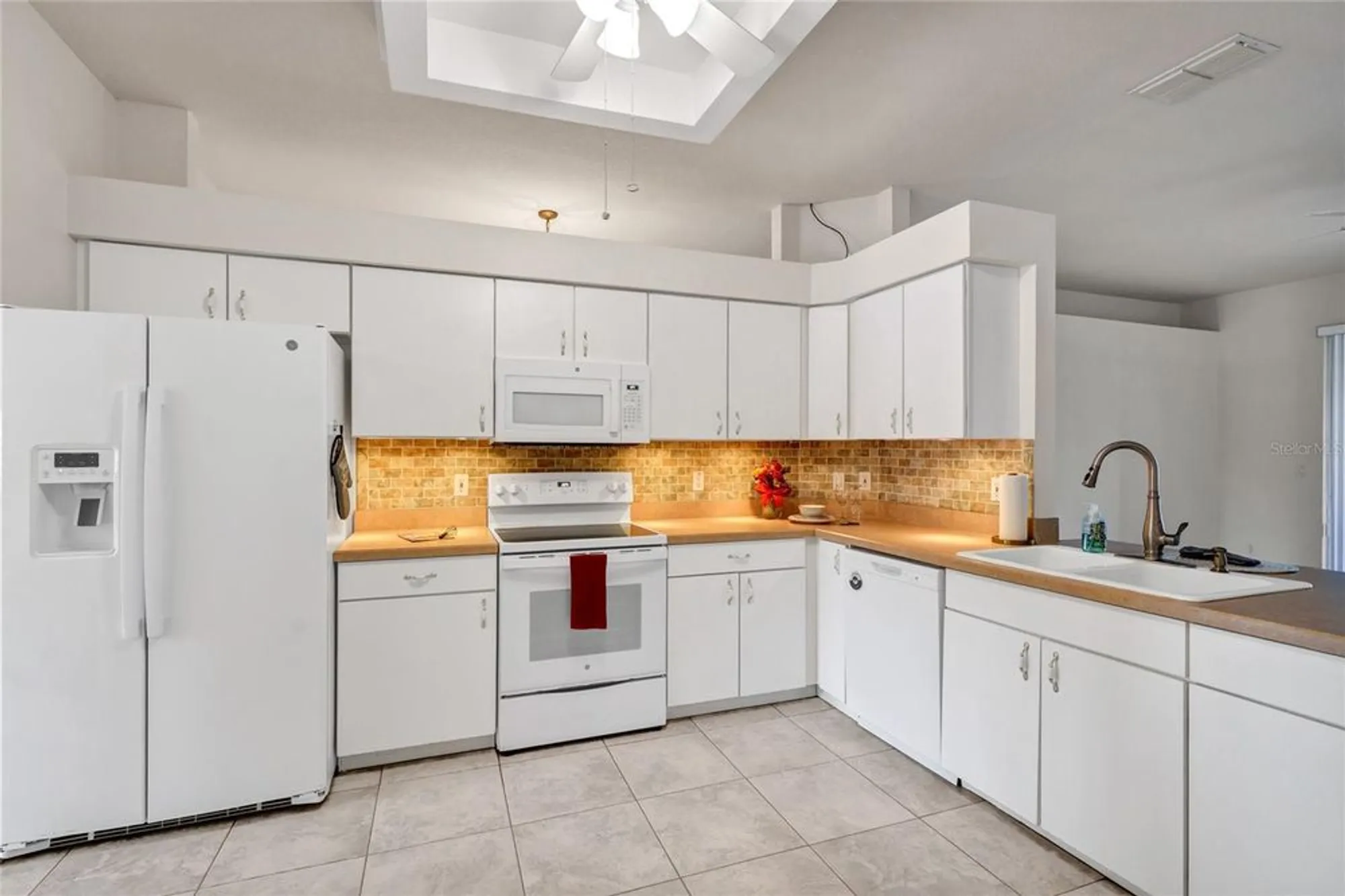 Property Slideshow image 12 of 49 | 2124 grafton ave, Clermont, FL, 34711