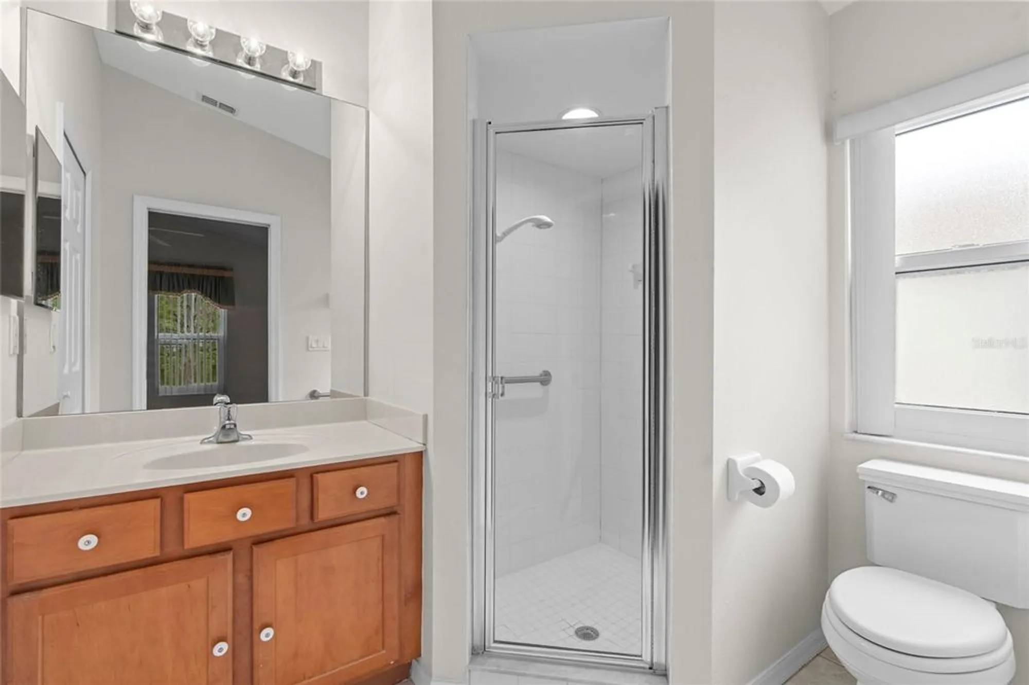 Property Slideshow image 14 of 44 | 265 center oak cir, Spring Hill, FL, 34609