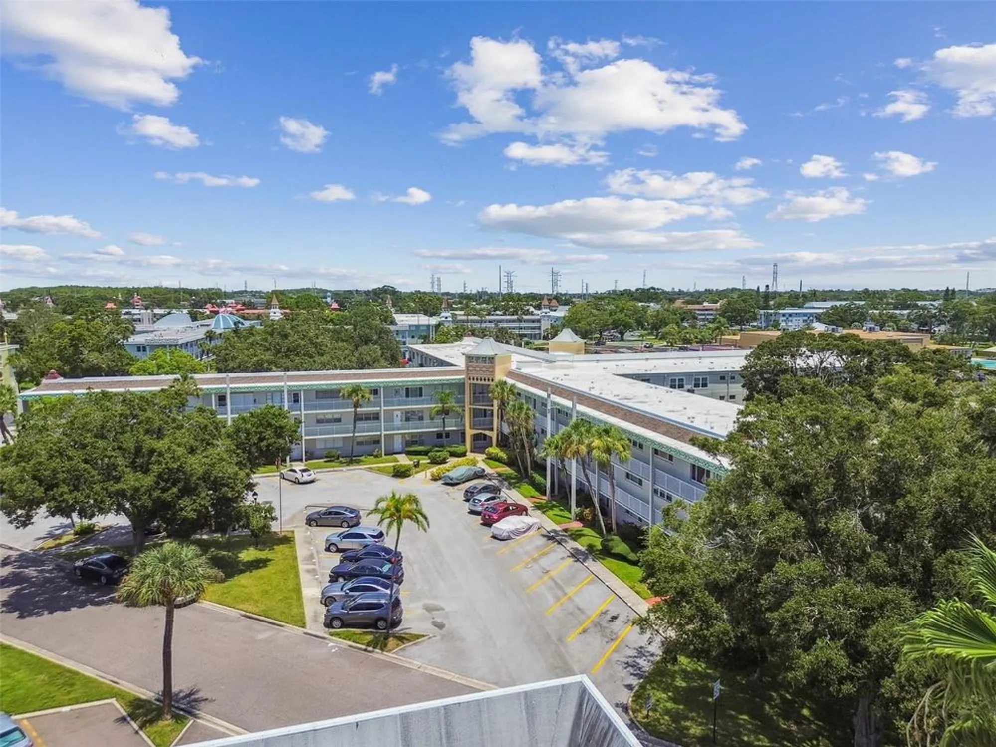 Property Slideshow image 51 of 55 | 2071 australia way 59, Clearwater, FL, 33763