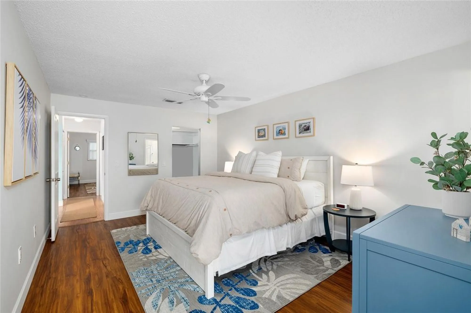 Property Slideshow image 14 of 39 | 6075 shore blvd 215, Gulfport, FL, 33707