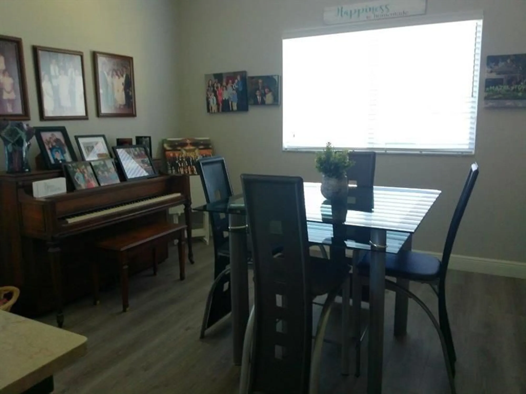 Property Slideshow image 10 of 34 | 7952 exeter cir e # 201, Tamarac, FL, 33321