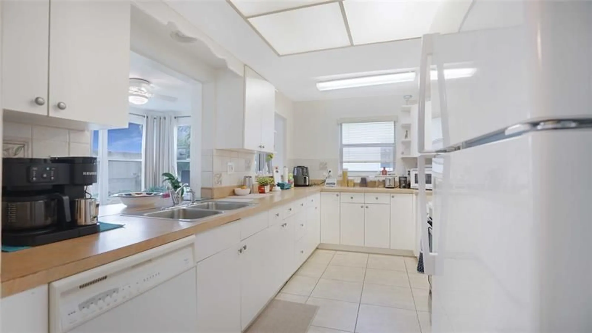 Property Slideshow image 5 of 17 | 3121 e golf blvd, Pompano Beach, FL, 33064