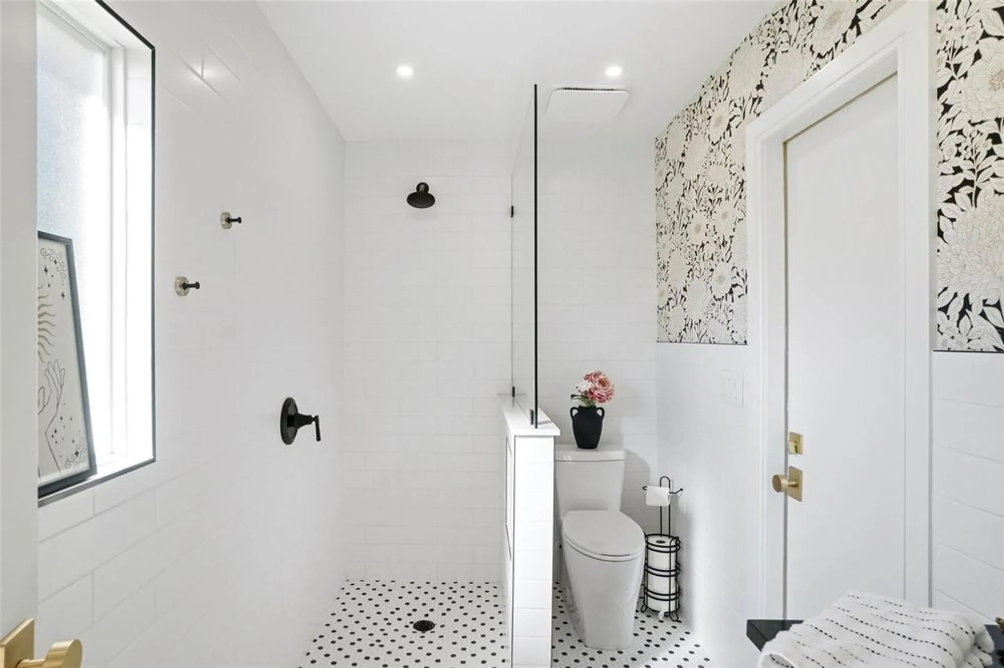 Property Slideshow image 21 of 66 | 1660 pine harrier cir, Sarasota, FL, 34231