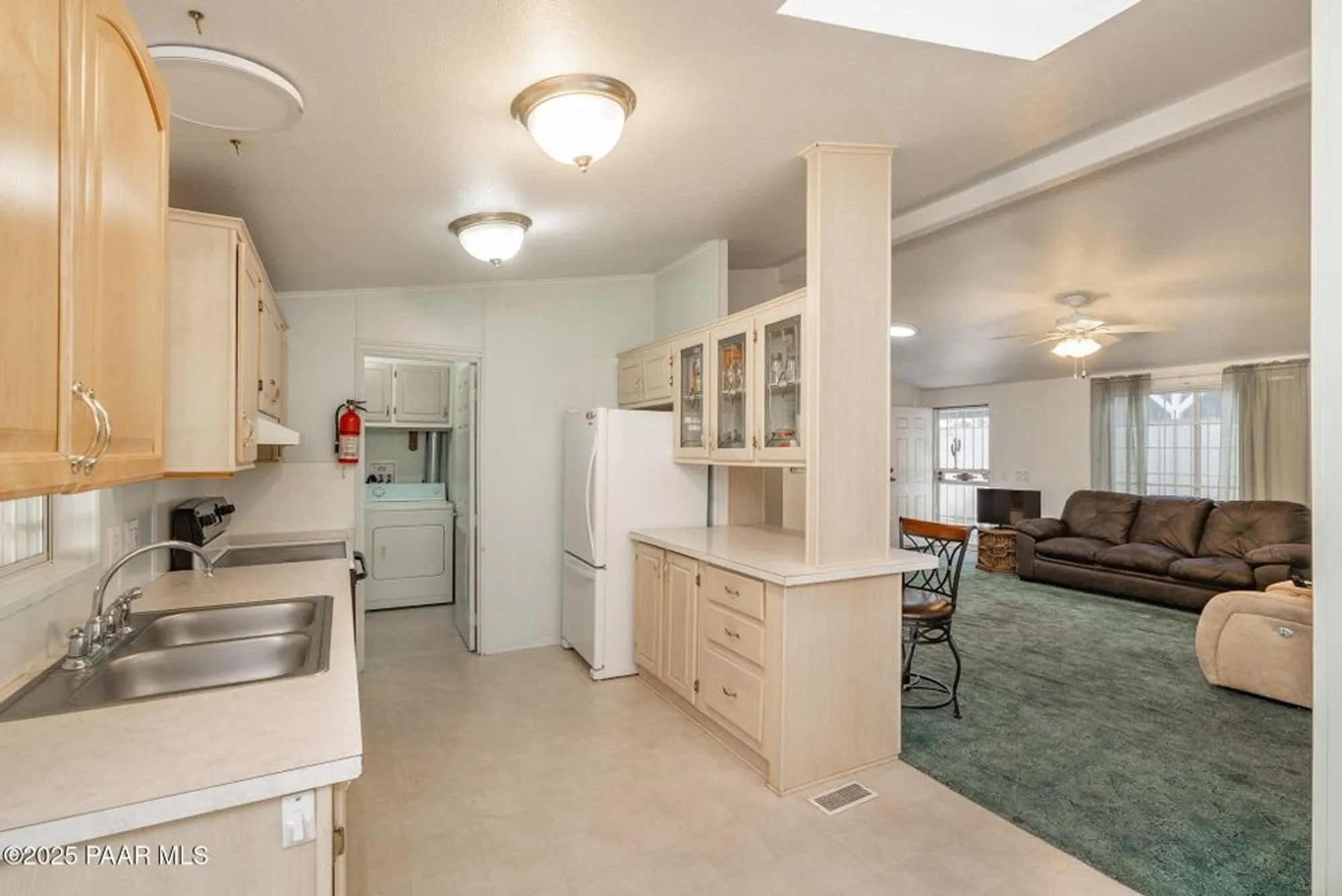 Property Slideshow image 6 of 24 | 624 n blue spruce dr, Dewey-Humboldt, AZ, 86327