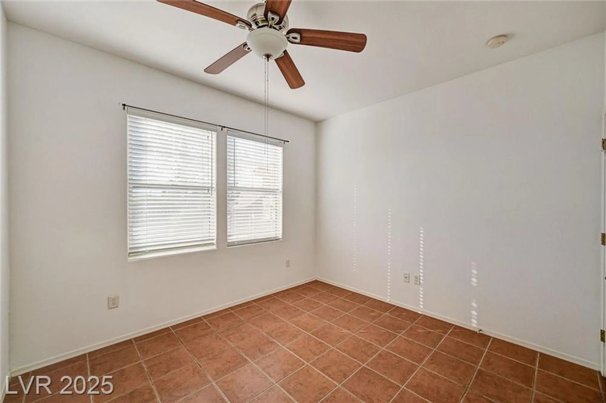 Property Slideshow image 22 of 51 | 1620 langston hughes st, Henderson, NV, 89052