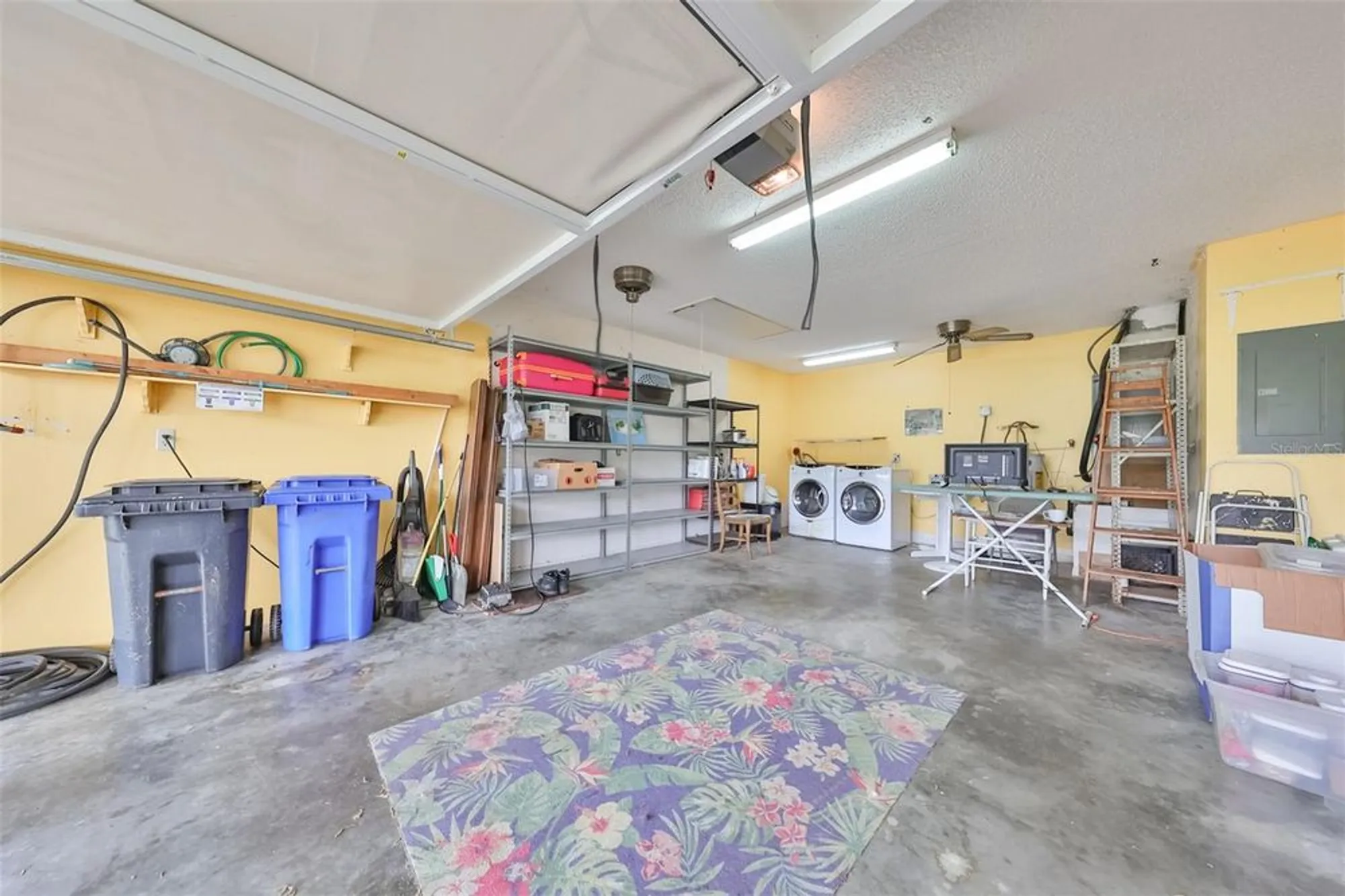 Property Slideshow image 31 of 40 | 1417 langley dr, Sun City Center, FL, 33573
