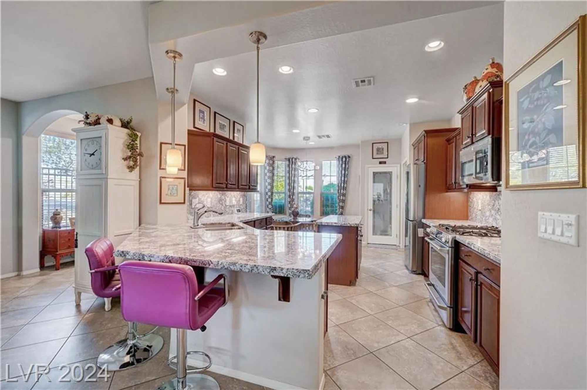 Property Slideshow image 17 of 86 | 5721 keystone crest st, North Las Vegas, NV, 89081