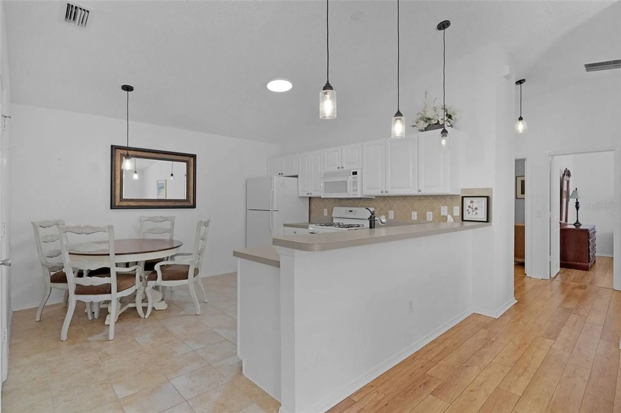 Property Slideshow image 12 of 38 | 297 emmalee pl, The Villages, FL, 32162