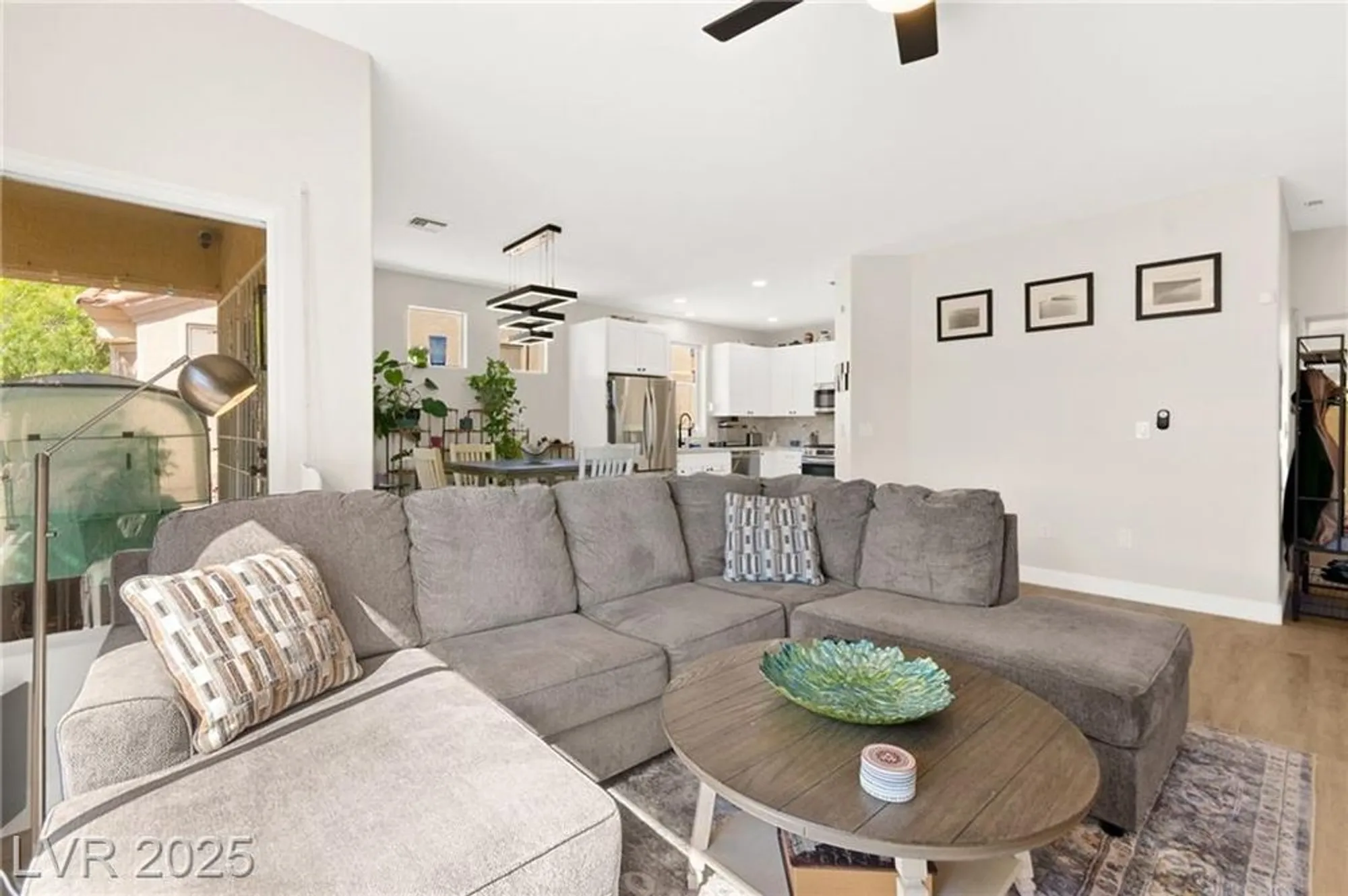 Property Slideshow image 13 of 36 | 11025 mission lakes ave, Las Vegas, NV, 89134