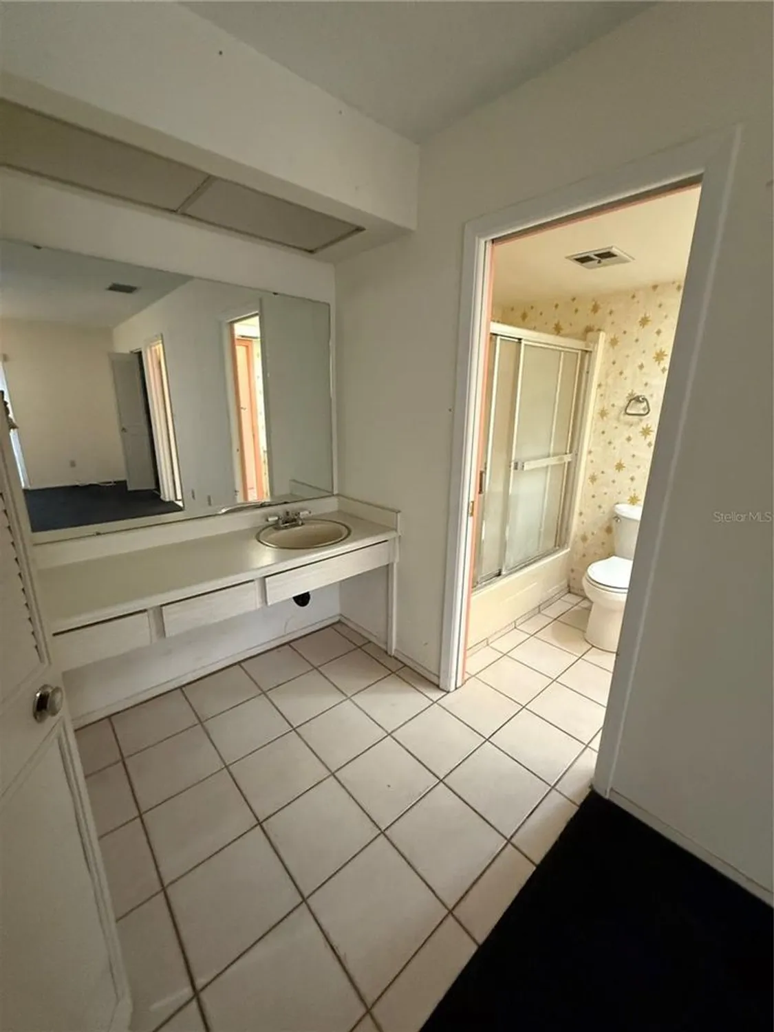 Property Slideshow image 22 of 35 | 1619 whithorn pl d, Palm Harbor, FL, 34684