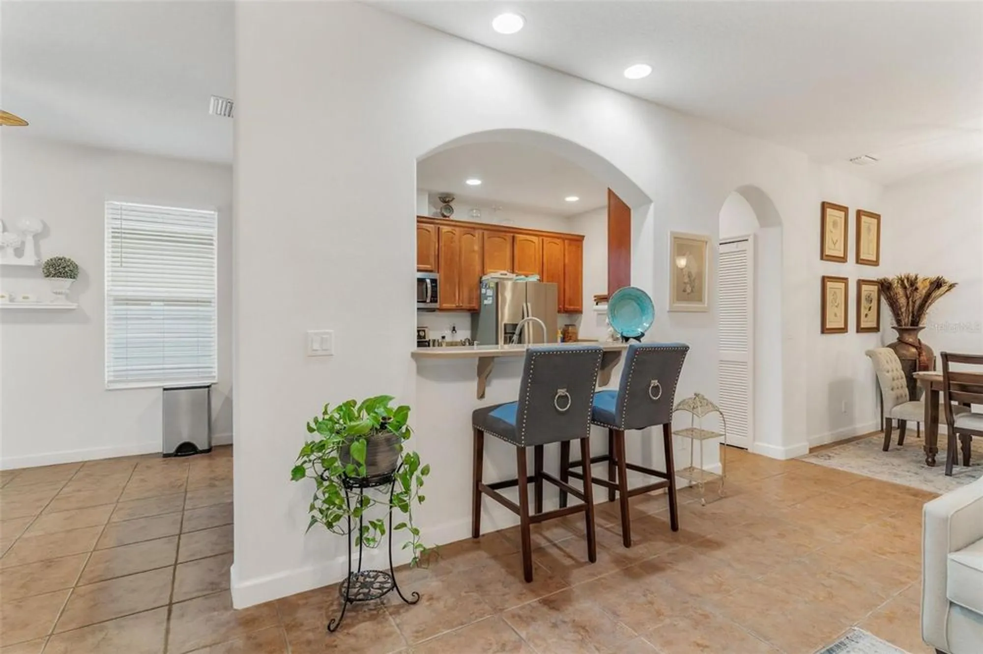 Property Slideshow image 16 of 44 | 6342 sanders grove cir, Okahumpka, FL, 34762