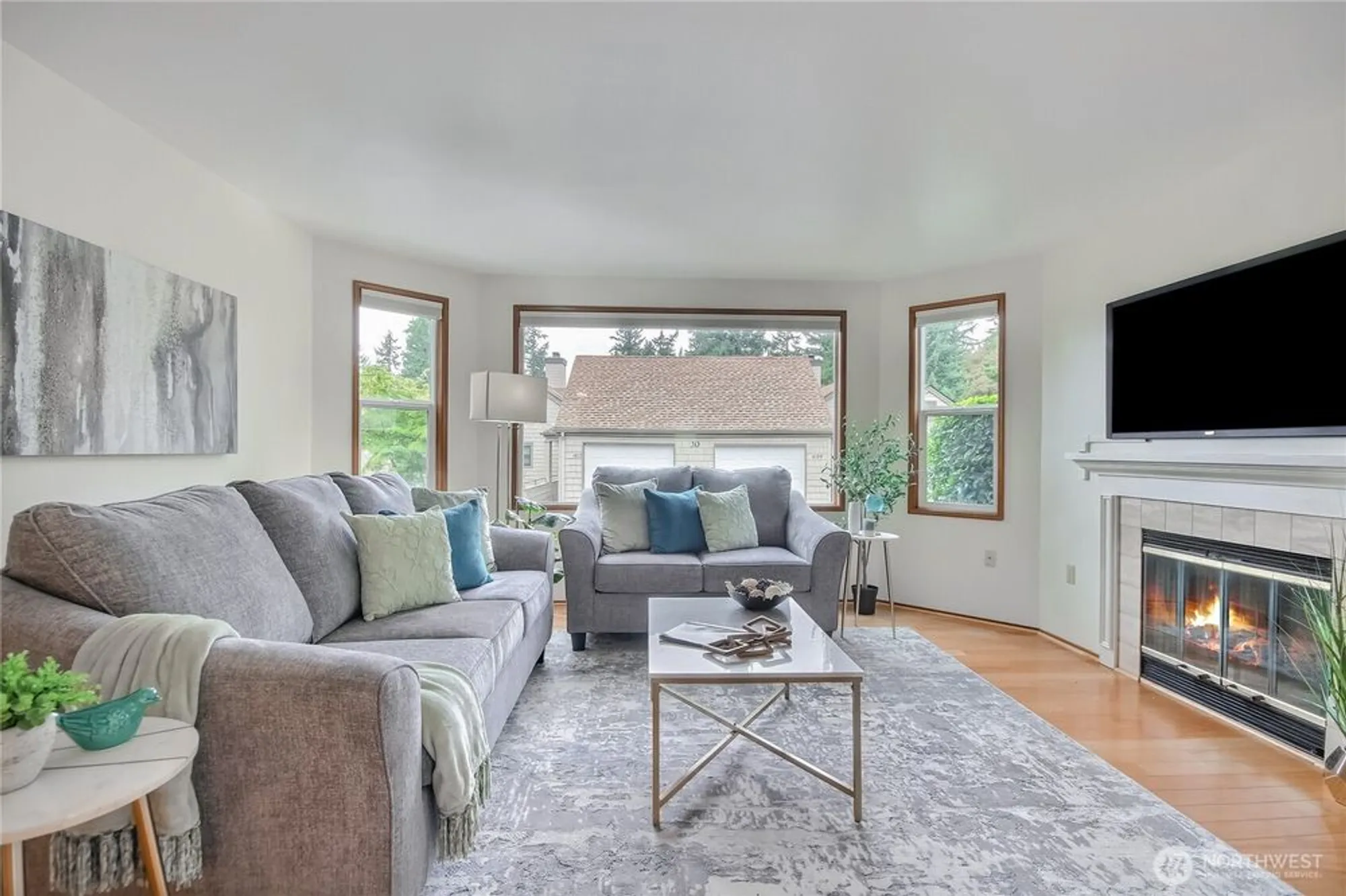 Property Slideshow image 7 of 40 | 4106 221st pl se # 1072, Issaquah, WA, 98029