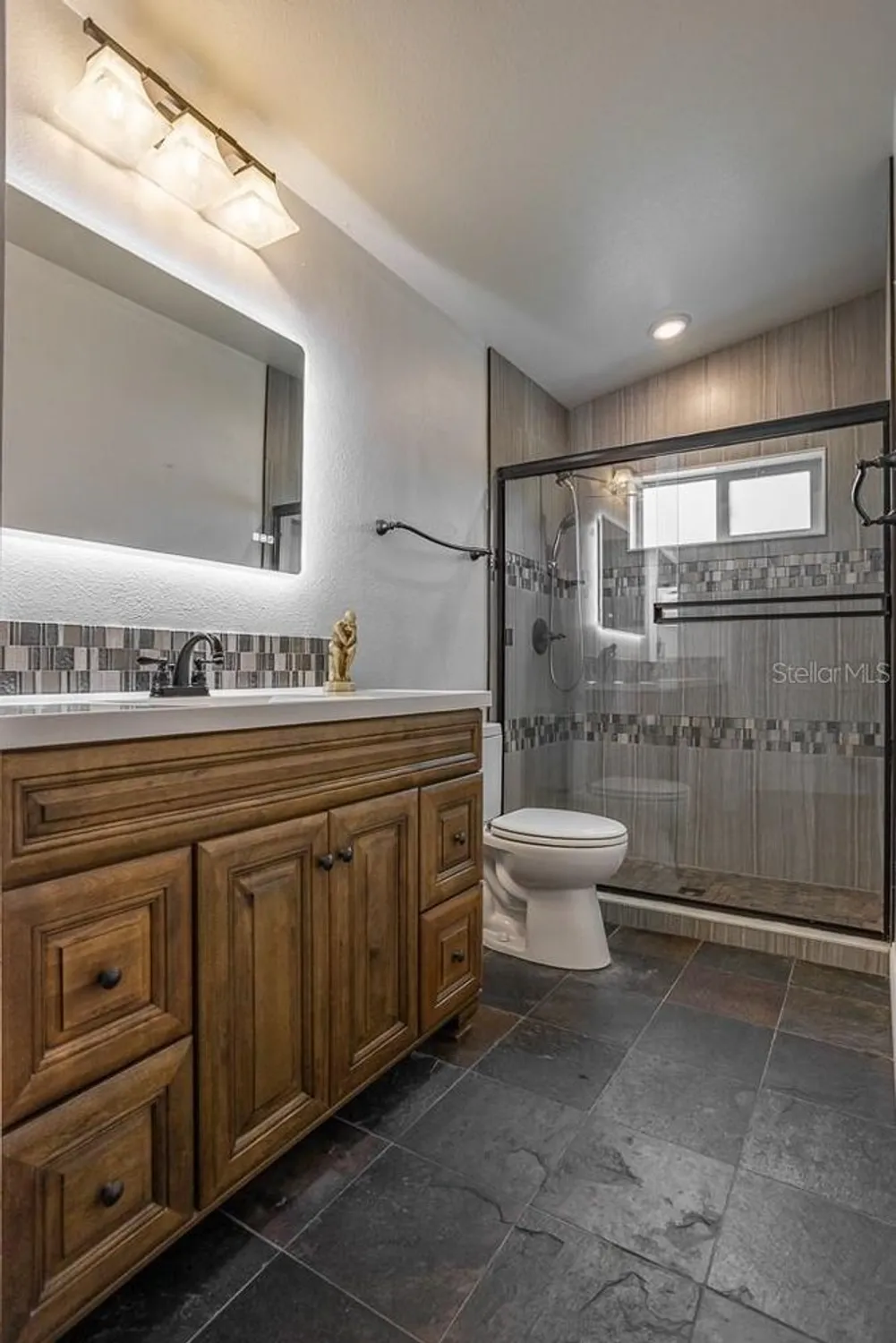 Property Slideshow image 14 of 54 | 13110 elgar pl, Riverview, FL, 33579