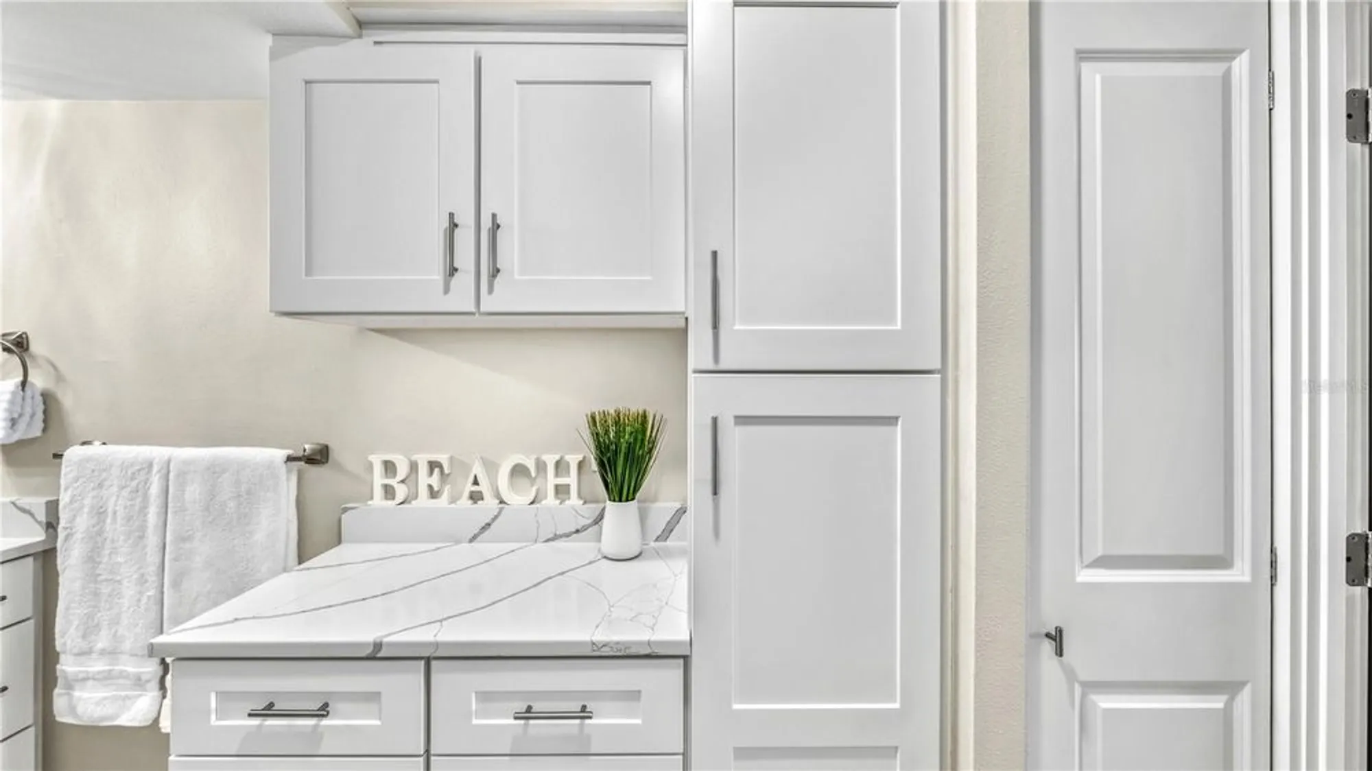 Property Slideshow image 39 of 58 | 20 whispering sands dr 1205, Sarasota, FL, 34242