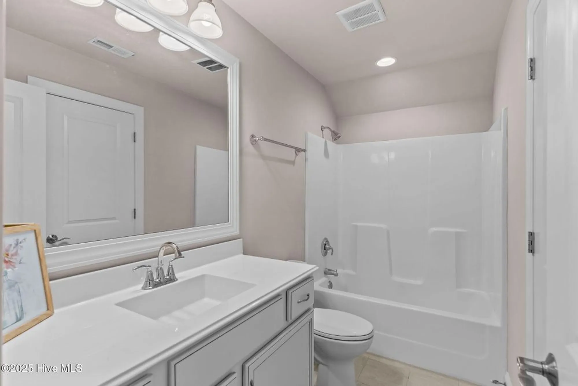 Property Slideshow image 37 of 88 | 6097 shore park dr, Leland, NC, 28451