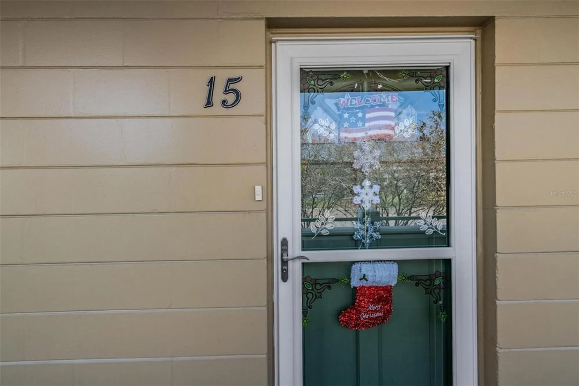 Property Slideshow image 20 of 46 | 2000 world parkway blvd apt 15, Clearwater, FL, 33763